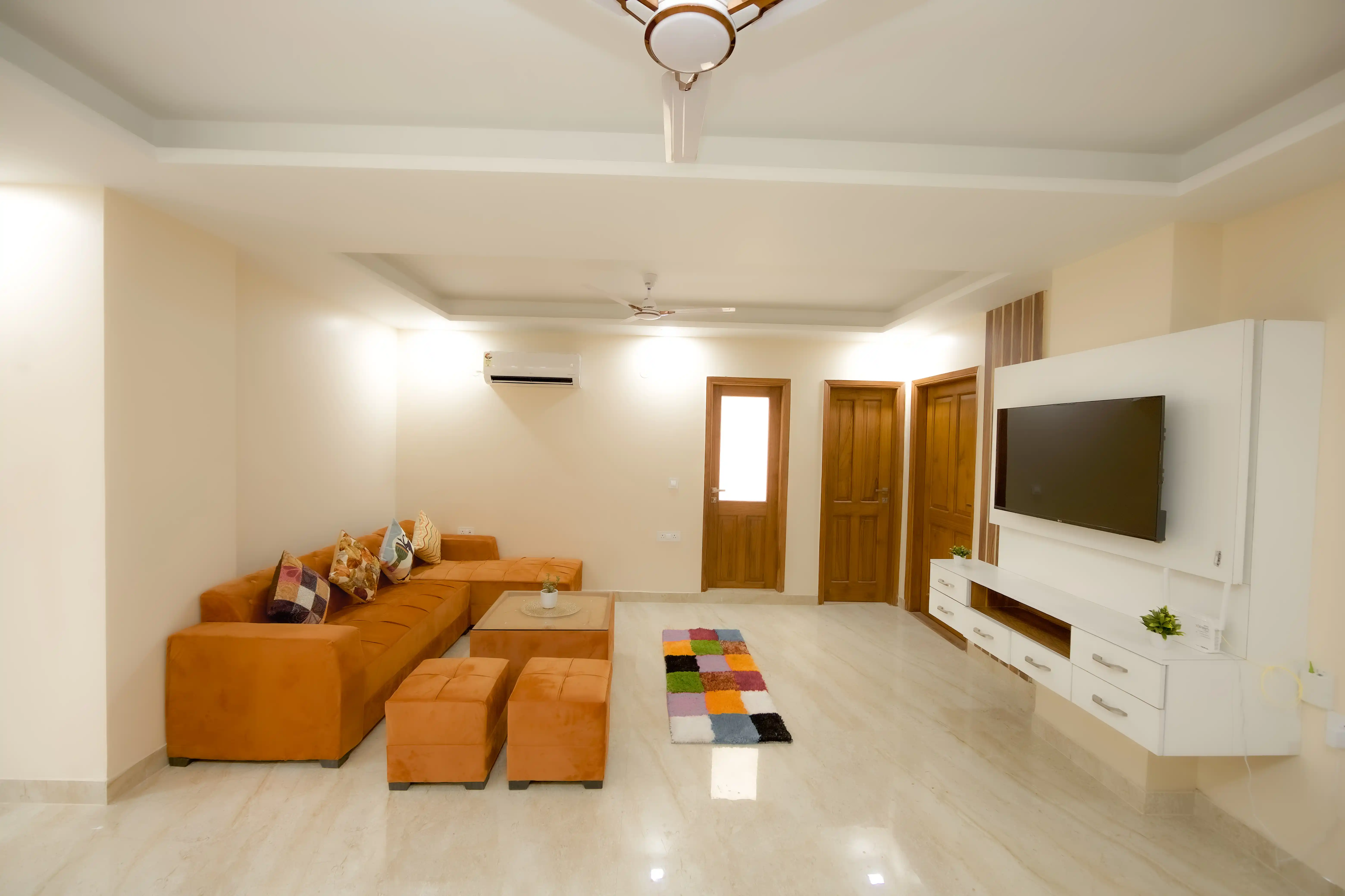 HomeCLONE Photo 3