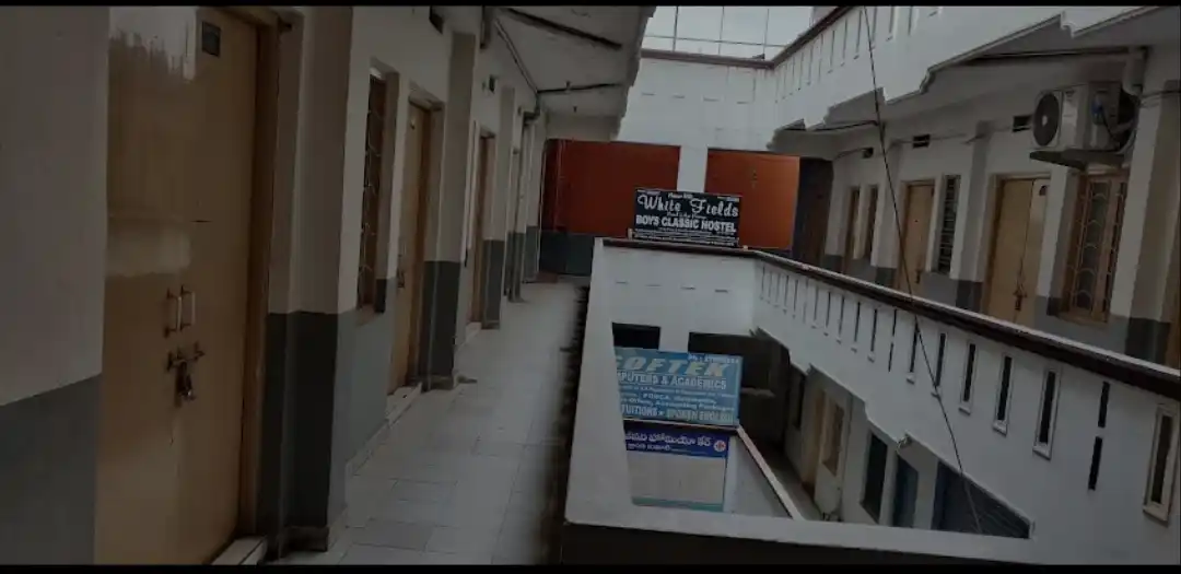 RR BOYS HOSTEL Photo 4 RR BOYS HOSTEL Photo 4