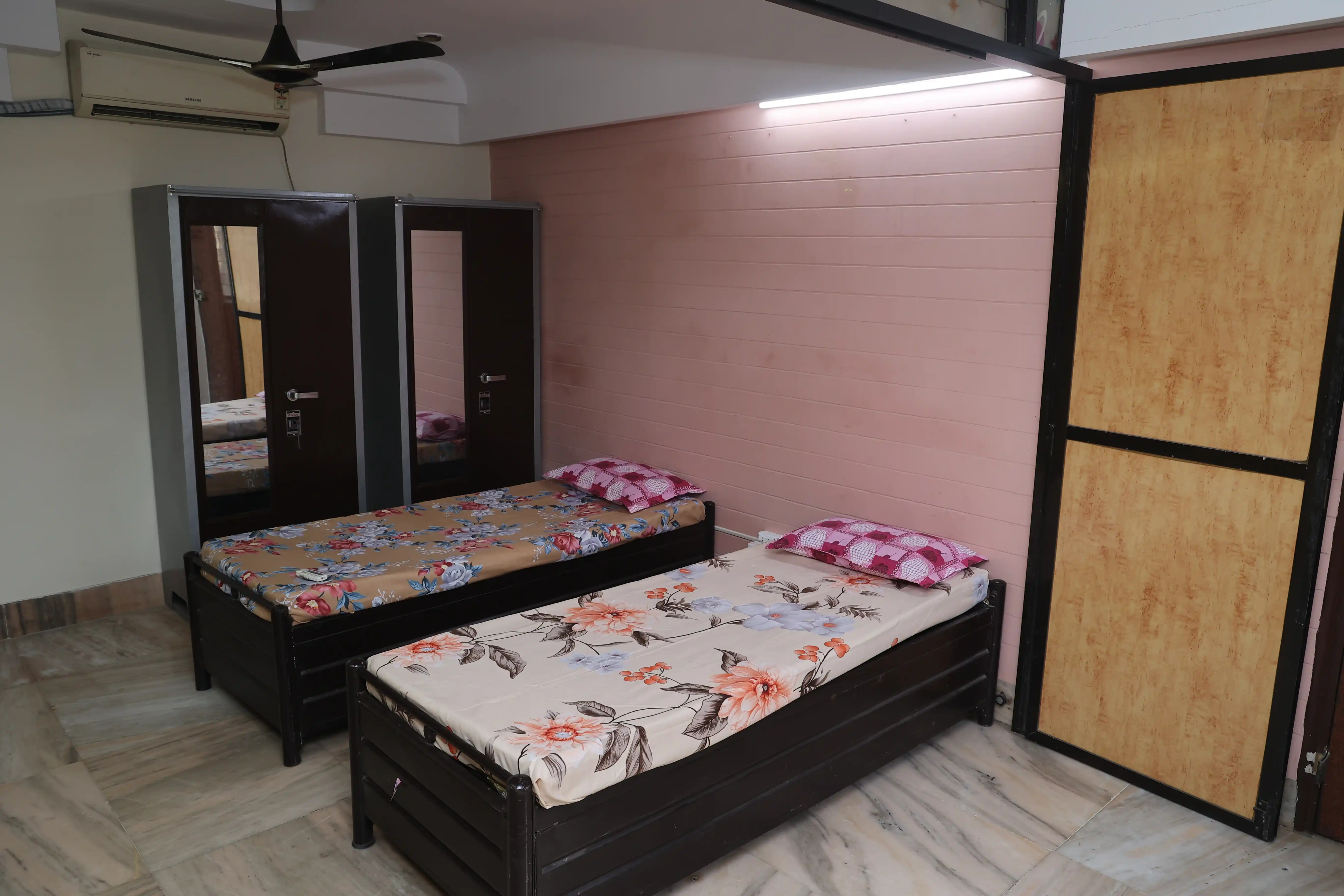 Haresh Niwas - 202 - Image 61