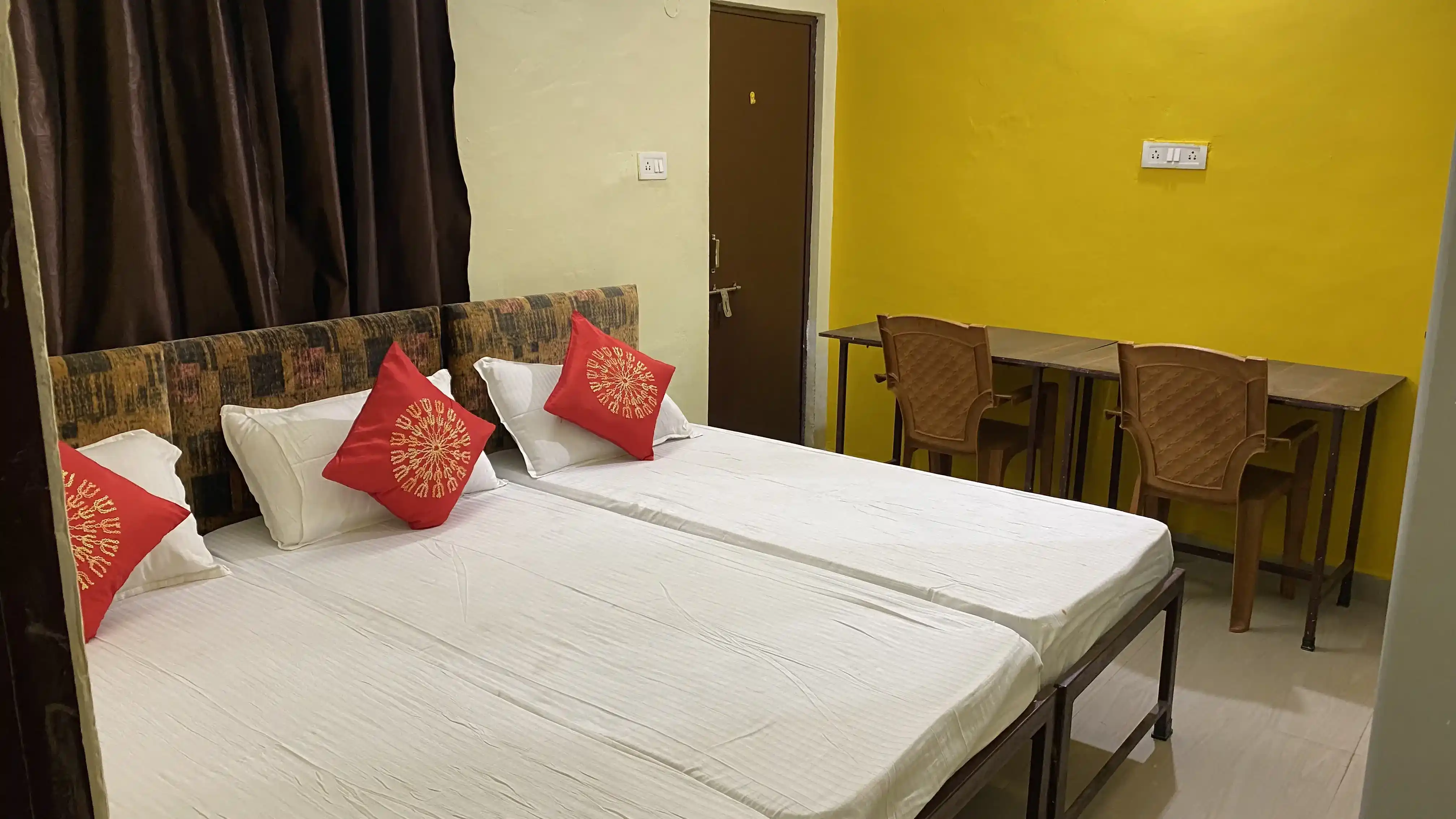 Hari Om Boys Hostel & Guest House, Indrapuri - Image 23
