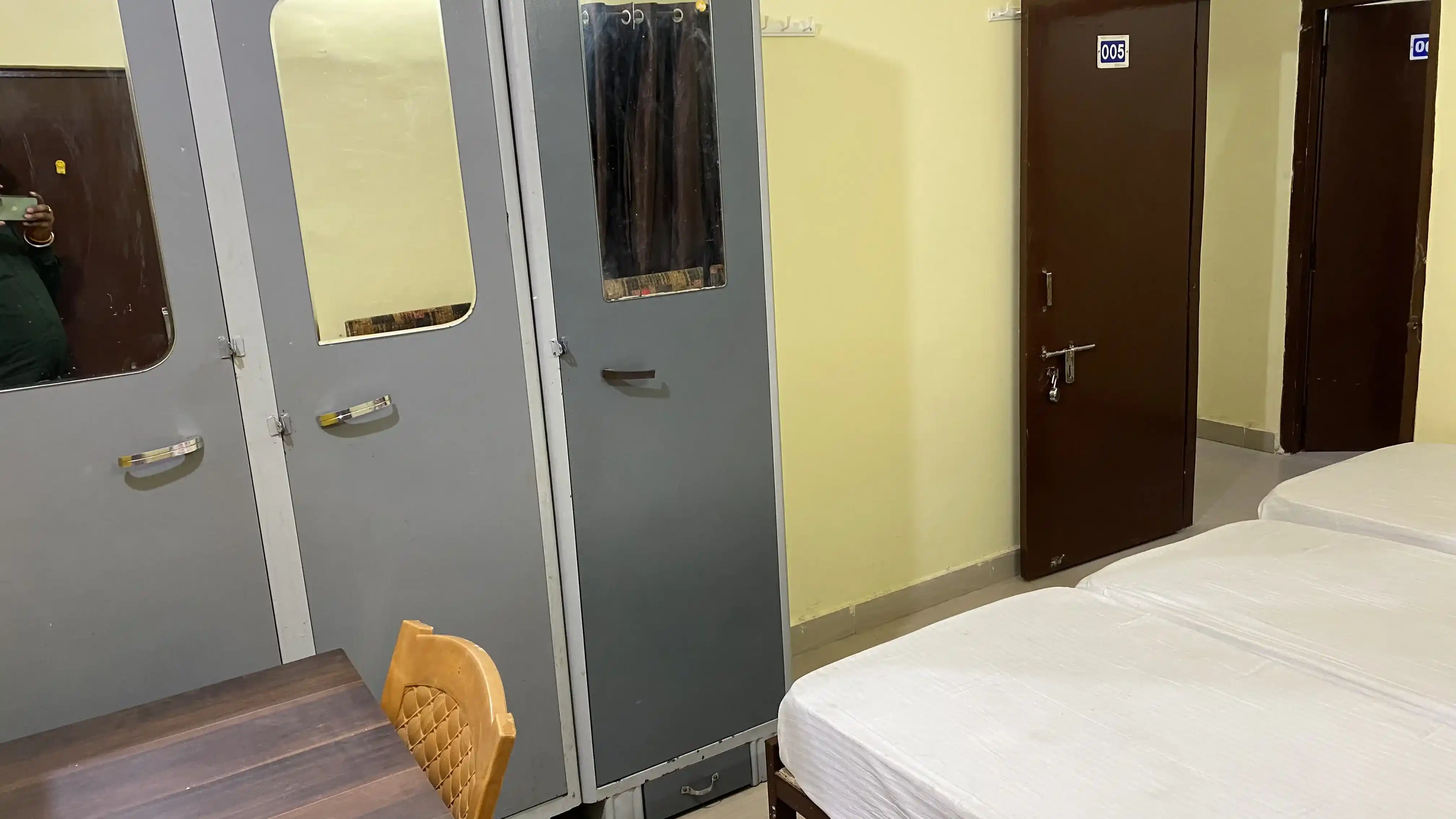 Hari Om Boys Hostel & Guest House, Indrapuri - Image 13