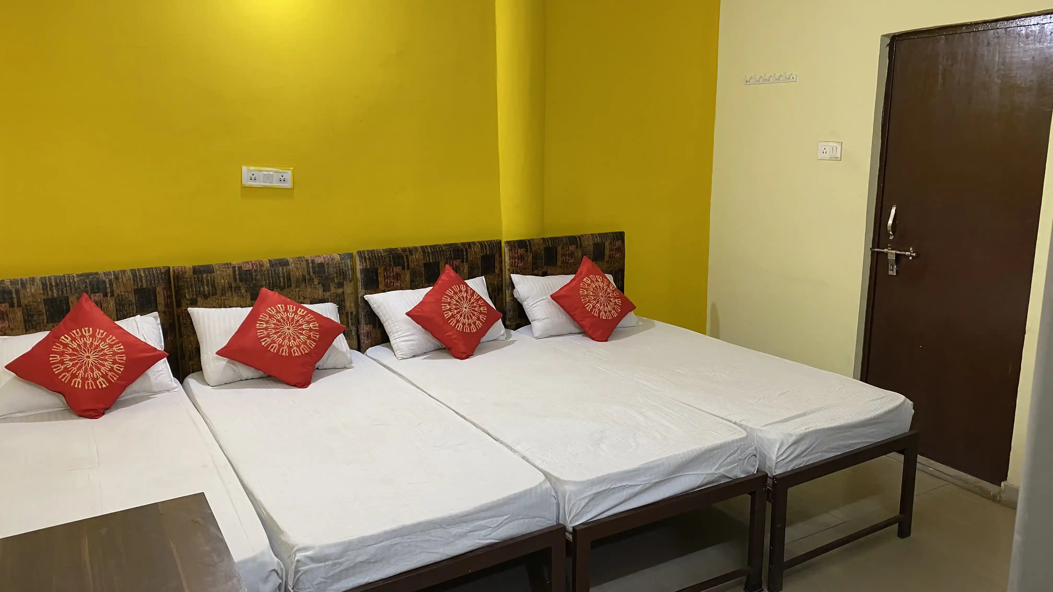 Hari Om Boys Hostel & Guest House, Indrapuri - Image 15