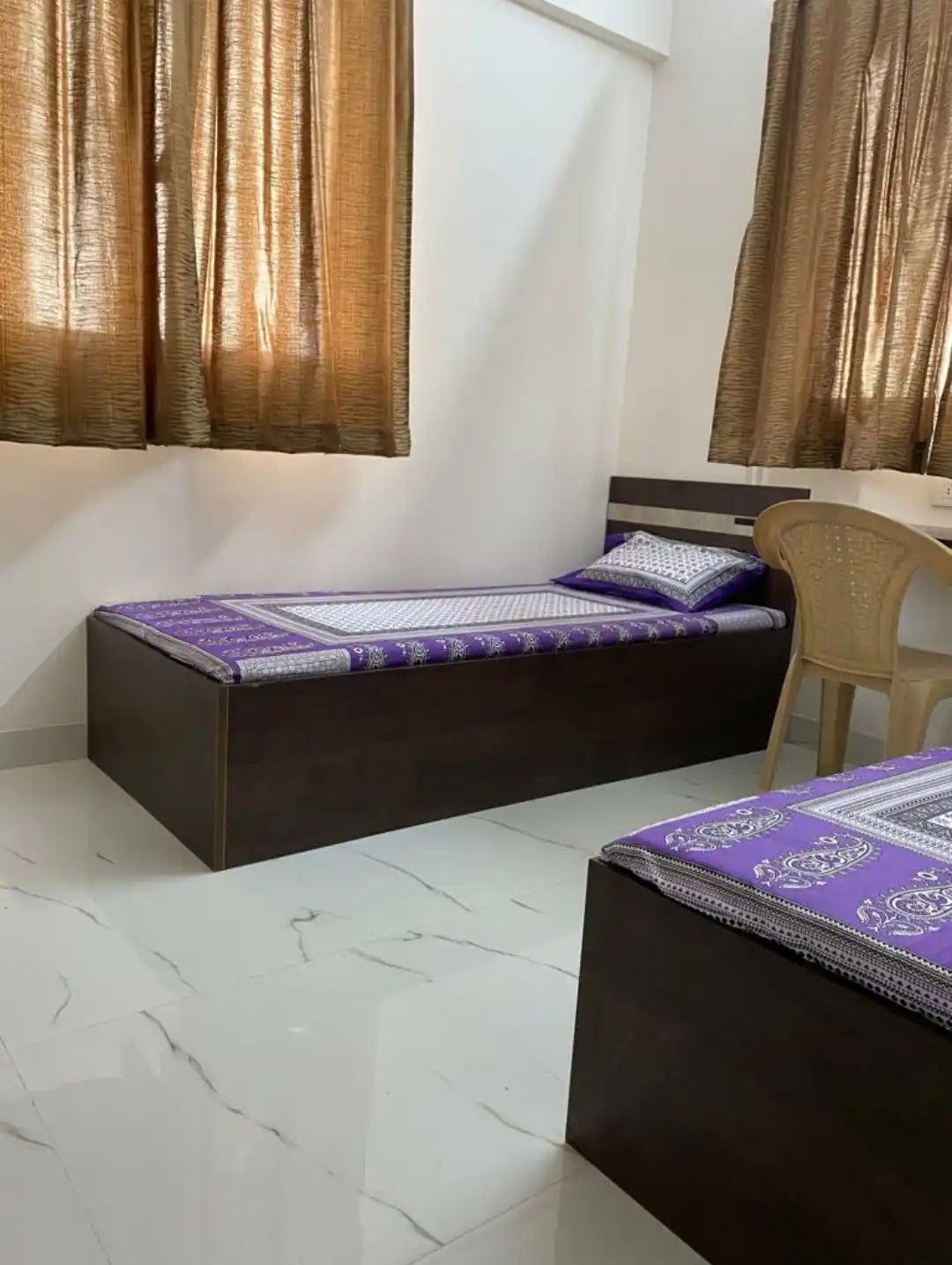 Miracle House - Image 7