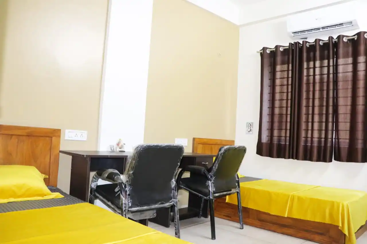 SHREE VIDHYA BOYS HOSTEL - Image 9
