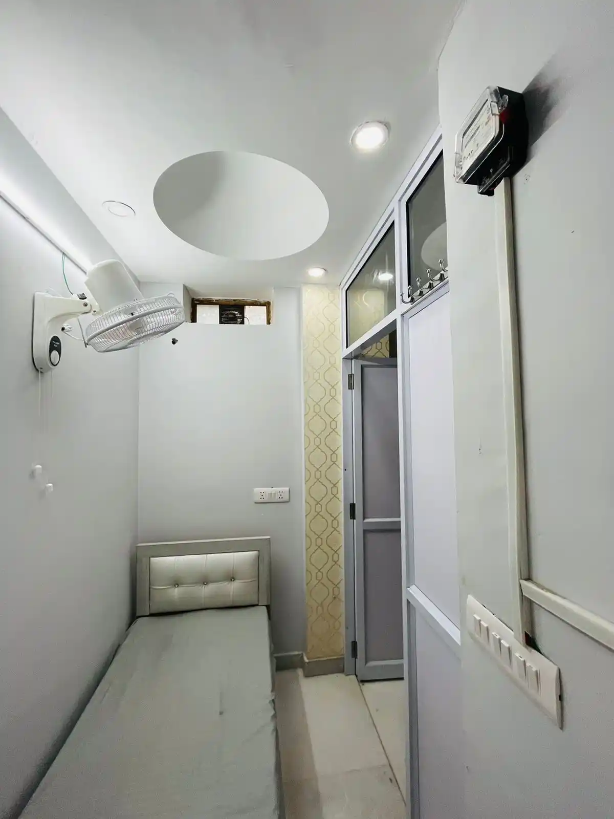 Radhe Krishna Hostel N 15 Photo 1