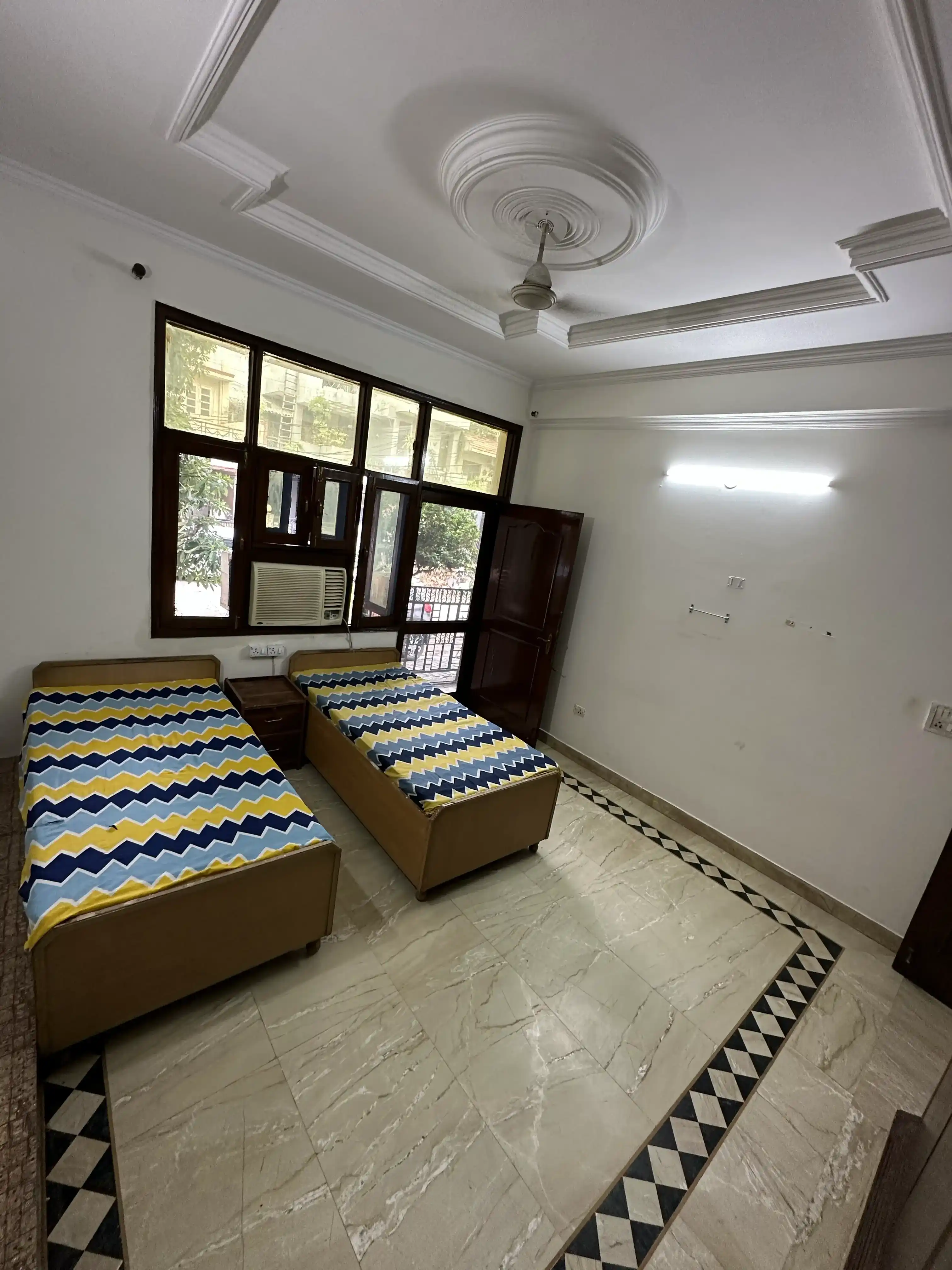 HouStay Girls PG MG Road - Image 13