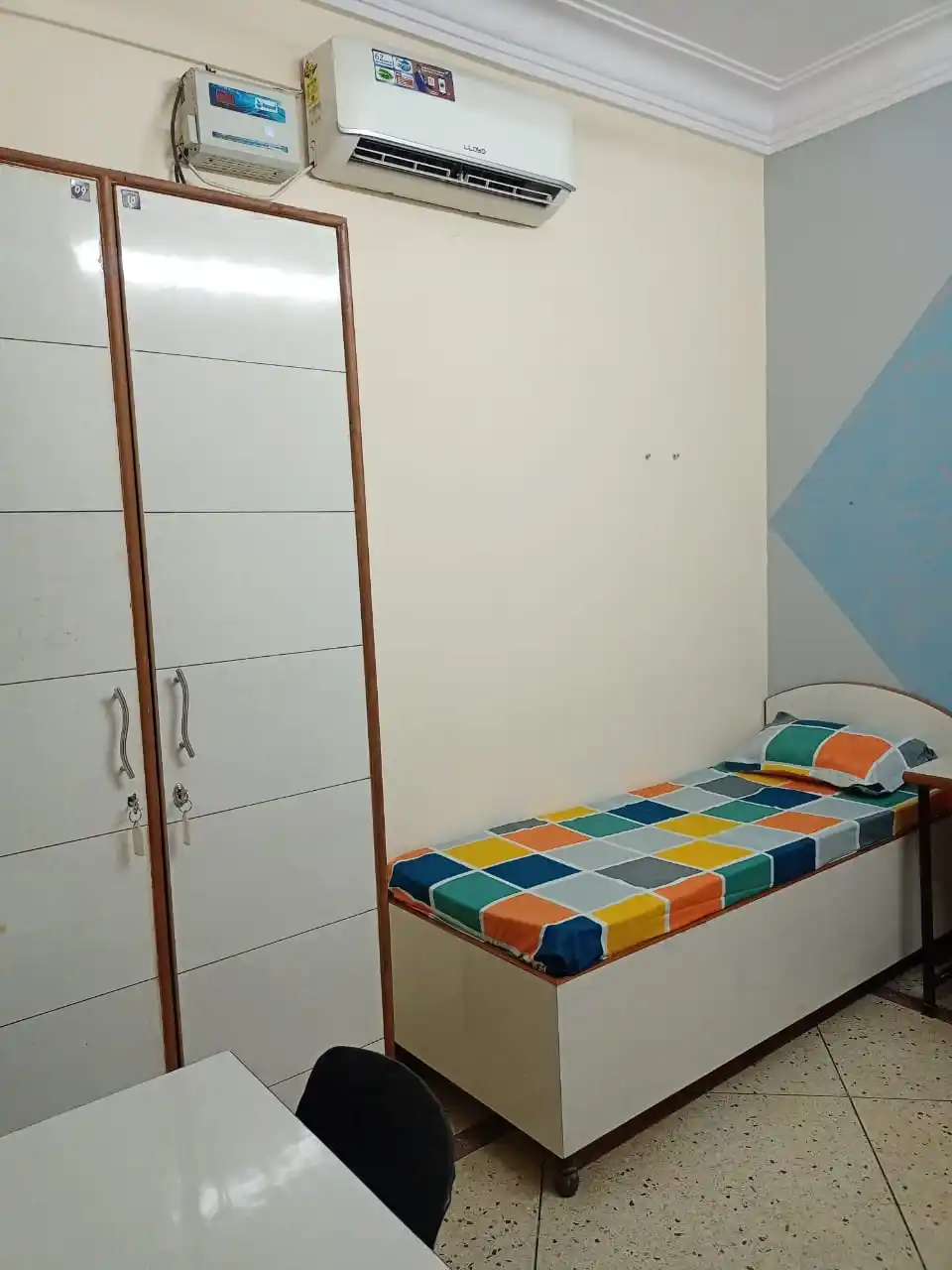 BMB-Aster House - Image 26