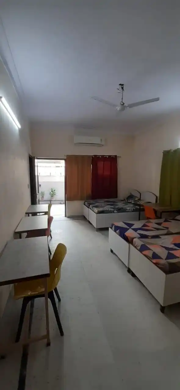 BMB-Aster House - Image 15