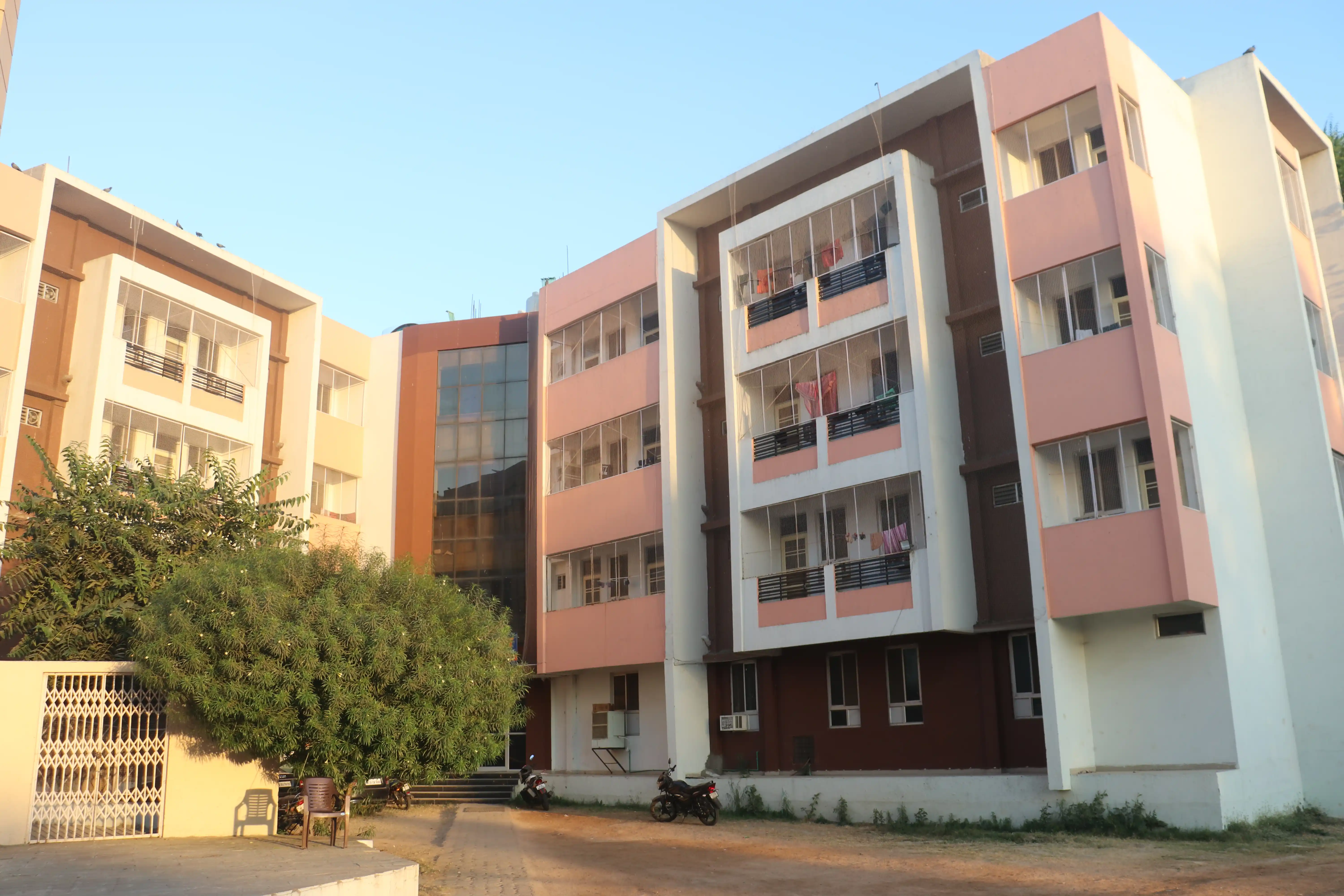 ACAD PARENTS Photo 3 ACAD PARENTS Photo 3