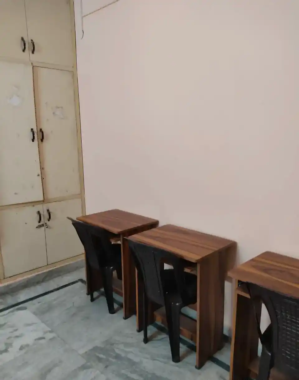 Property Without Access Photo 3