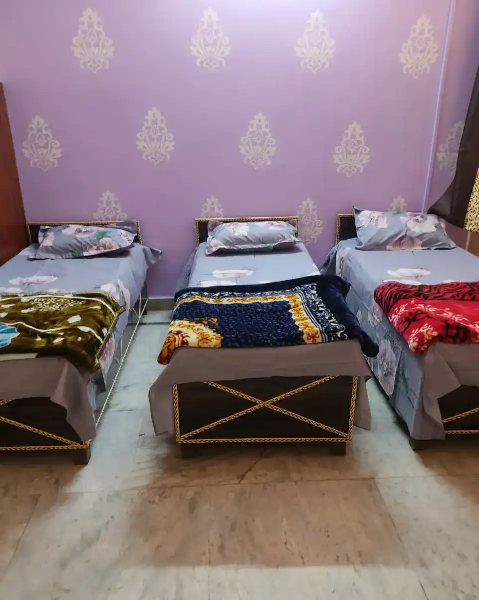 Property Without Access Photo 4