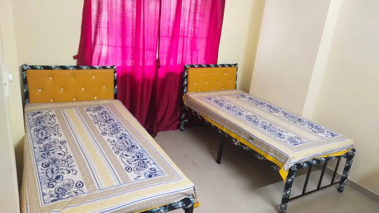 XYZ Photo 3 XYZ Photo 3