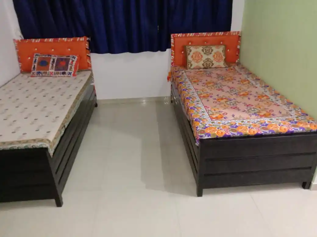 STEP MAHAVIR TRINKETS KANJUR MARG Photo 3