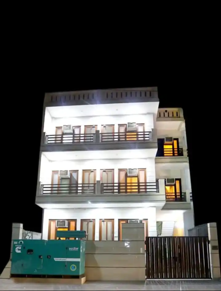 Dreamy Dome Pg Sec 15 Photo 1 Dreamy Dome Pg Sec 15 Photo 1