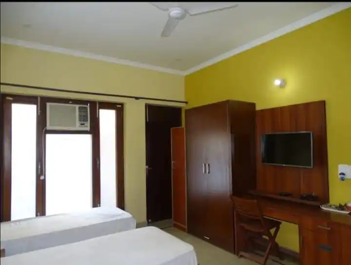 Dreamy dome Pg Sec 46 Photo 2 Dreamy dome Pg Sec 46 Photo 2