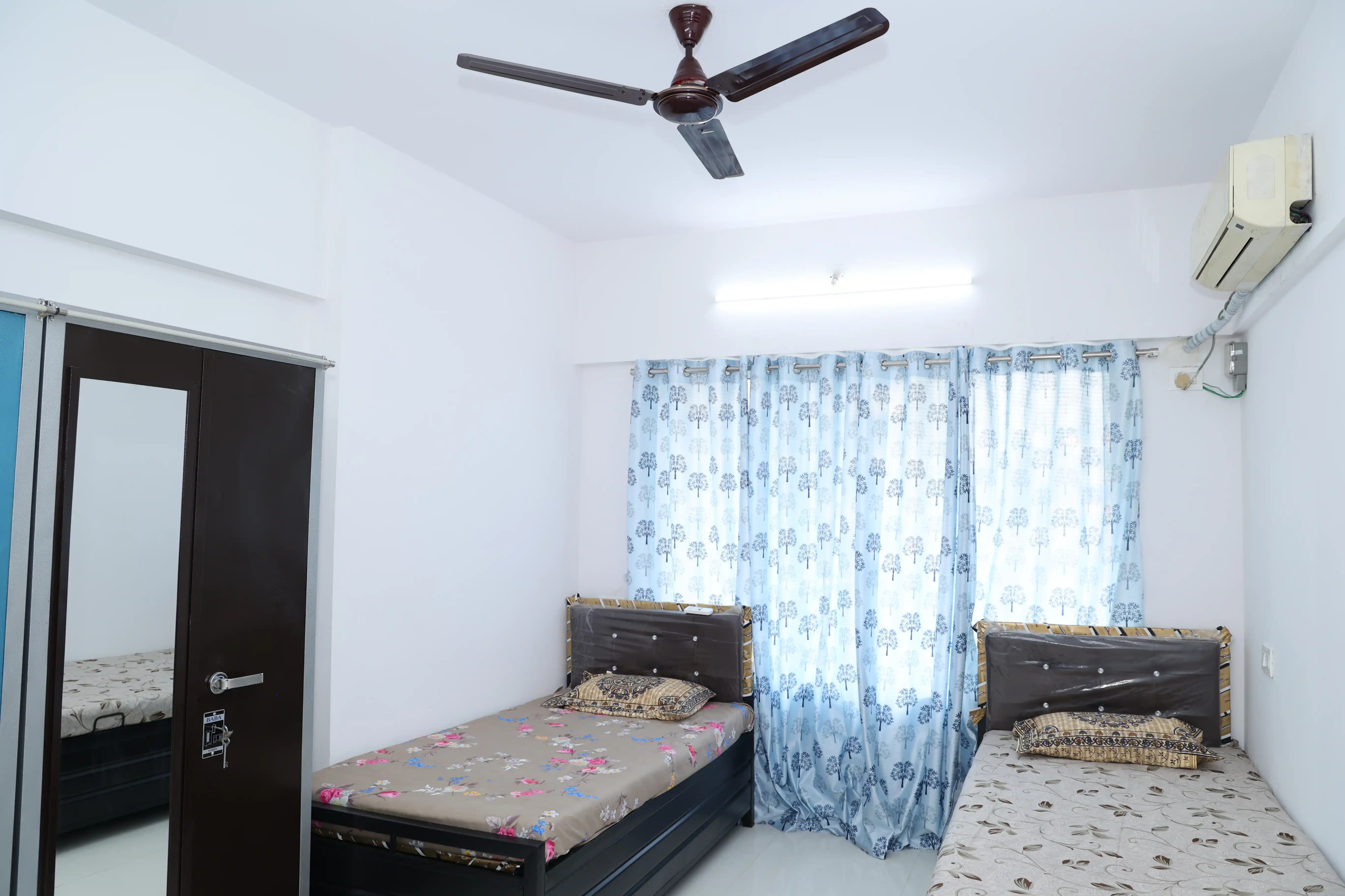 Hari Dham - Image 10