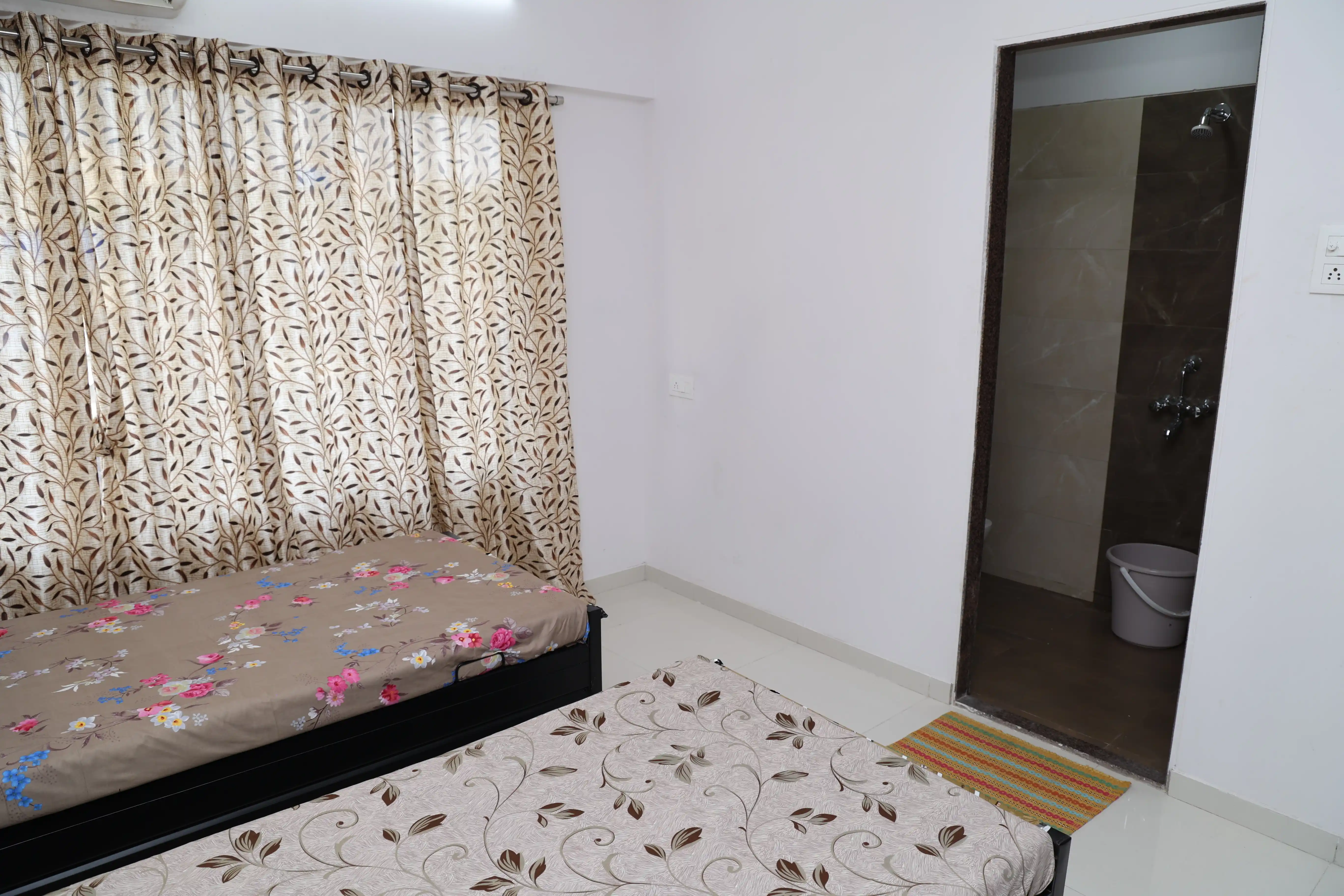 Hari Dham - Image 60