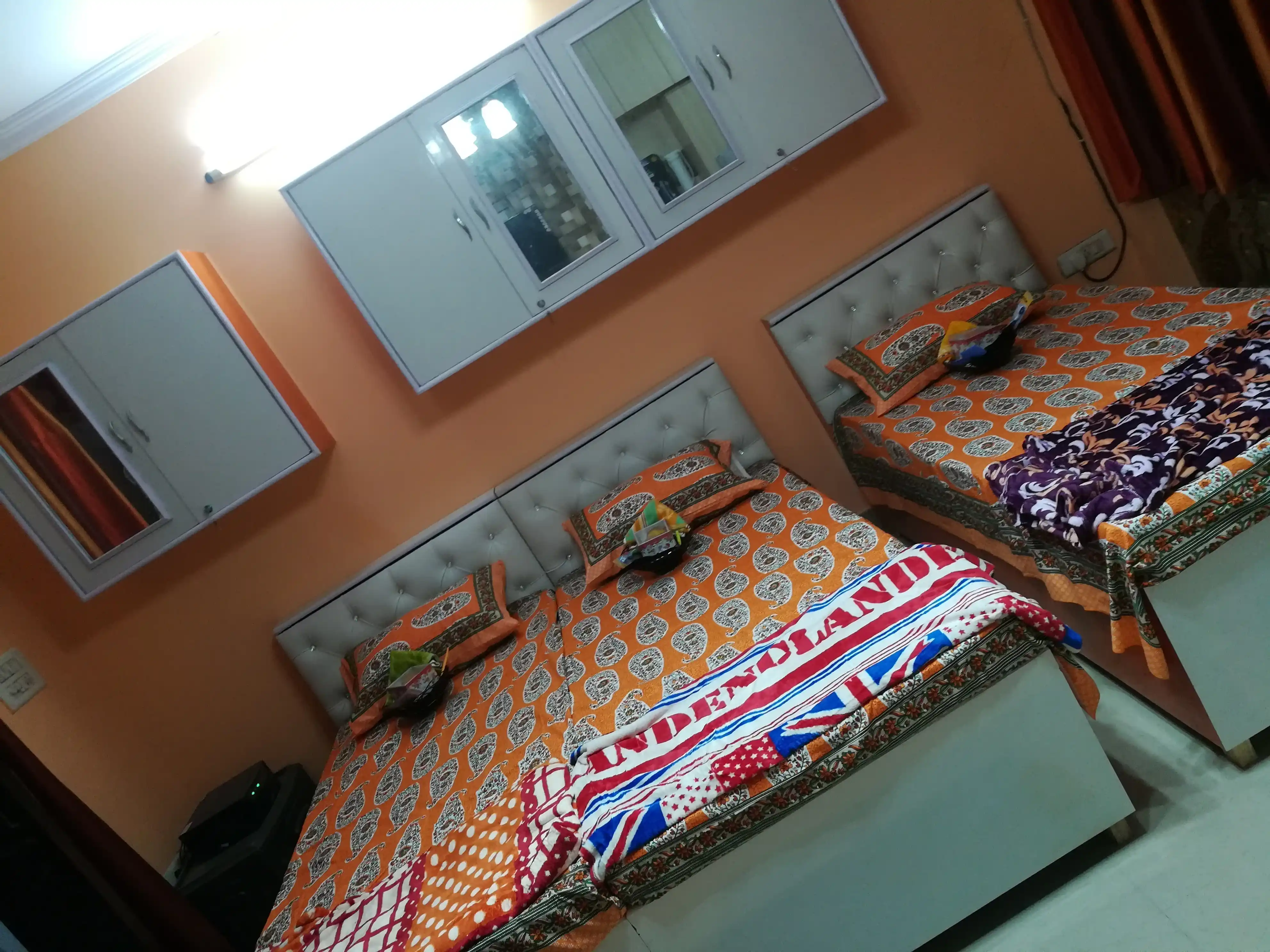 Tokas Villa (Girls PG) - Image 12