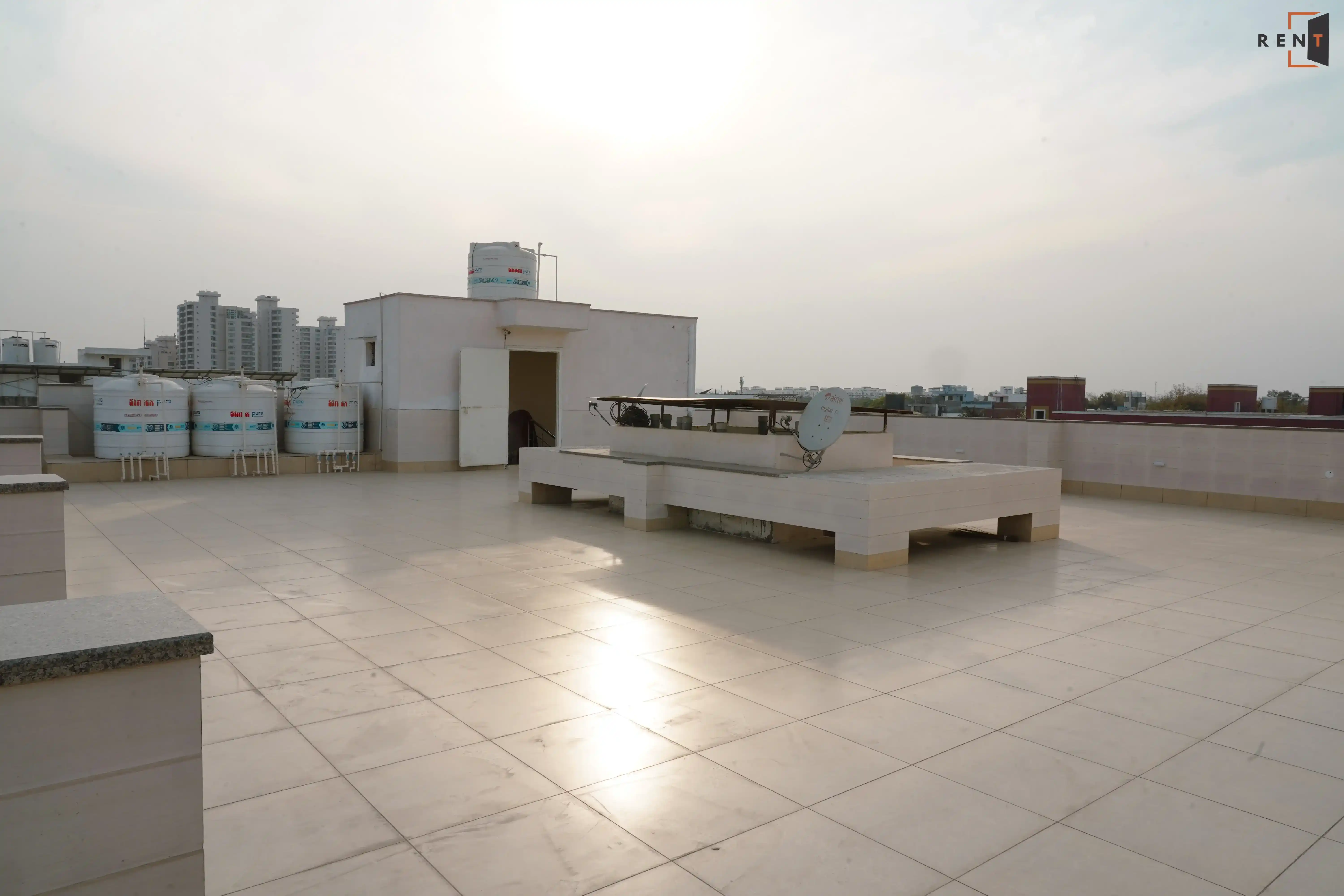 3BHK Semi Furnished RentDoor SEC-31-489 Photo 6 3BHK Semi Furnished RentDoor SEC-31-489 Photo 6