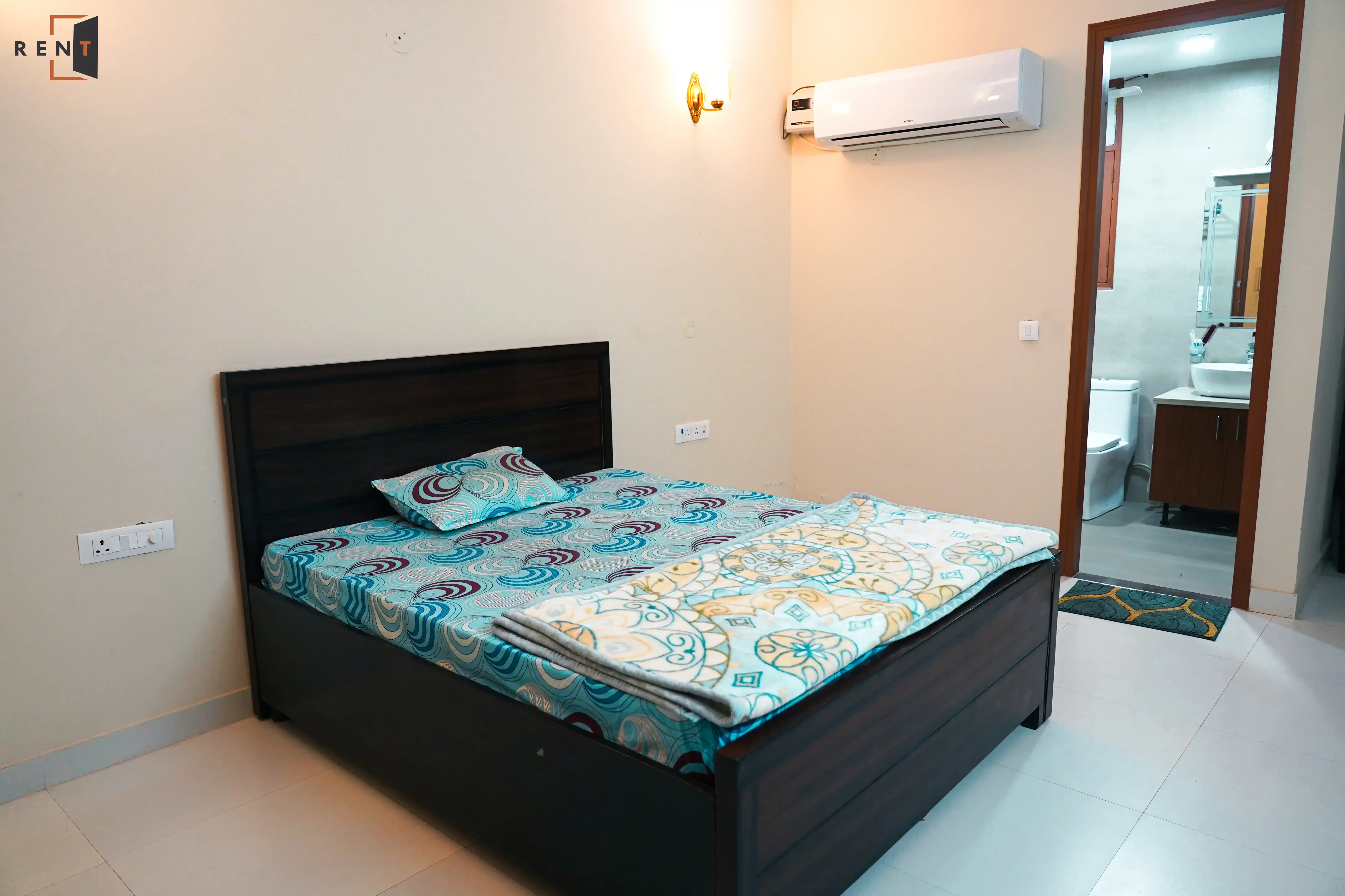3BHK Semi Furnished RentDoor SEC-31-489 Photo 5 3BHK Semi Furnished RentDoor SEC-31-489 Photo 5