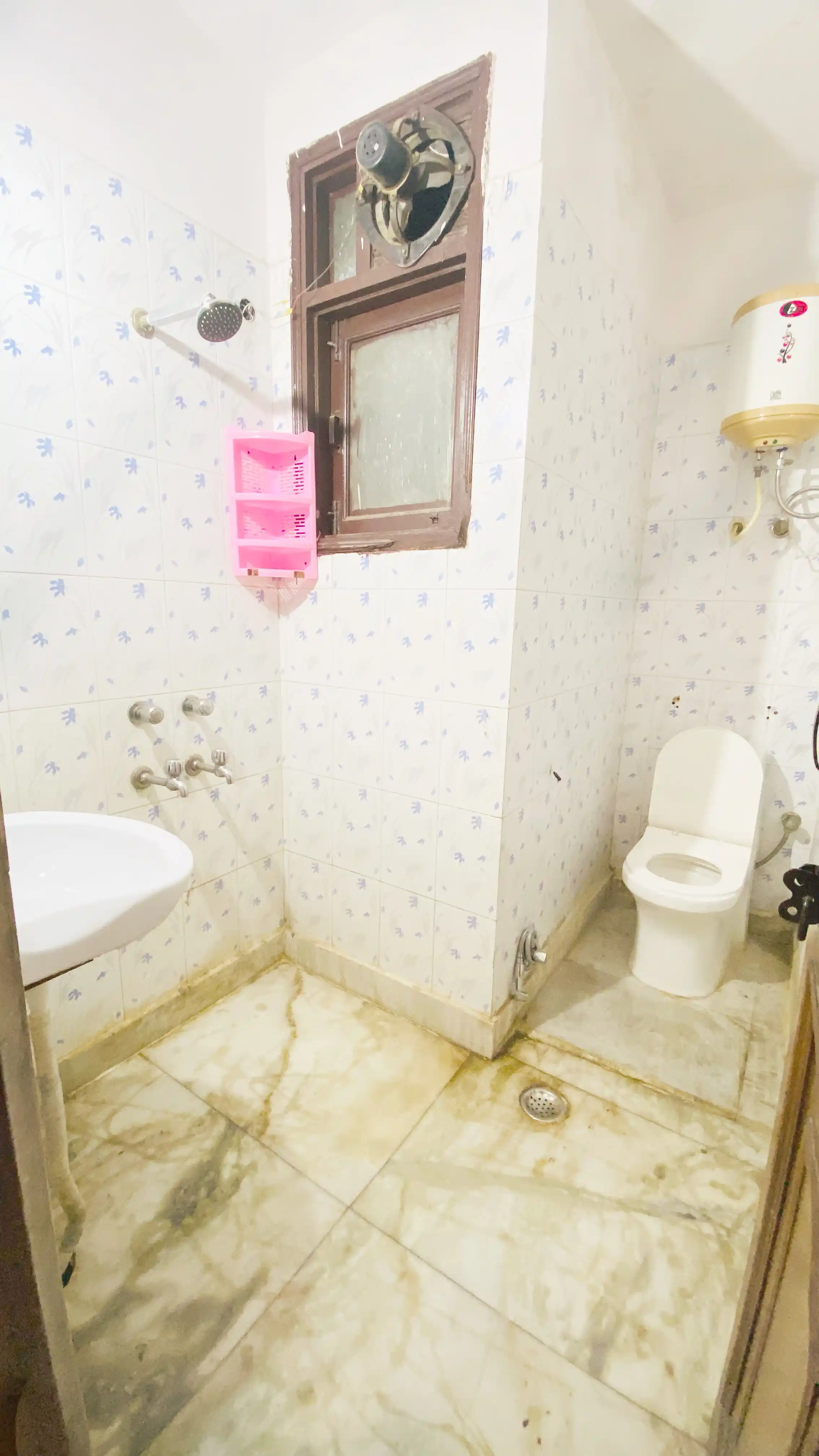 SBS Tharushi Photo 2 SBS Tharushi Photo 2