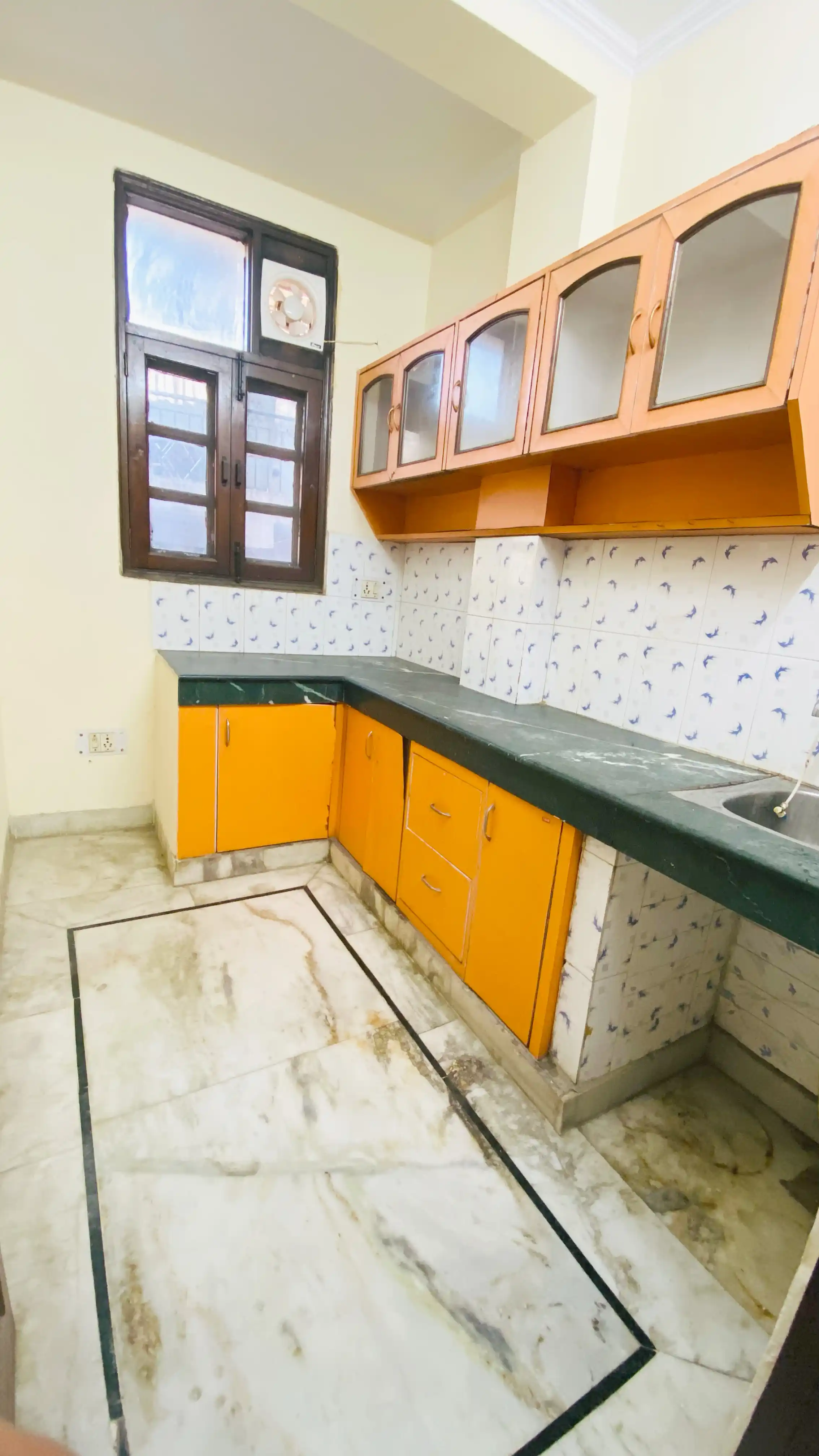 SBS Tharushi Photo 4 SBS Tharushi Photo 4