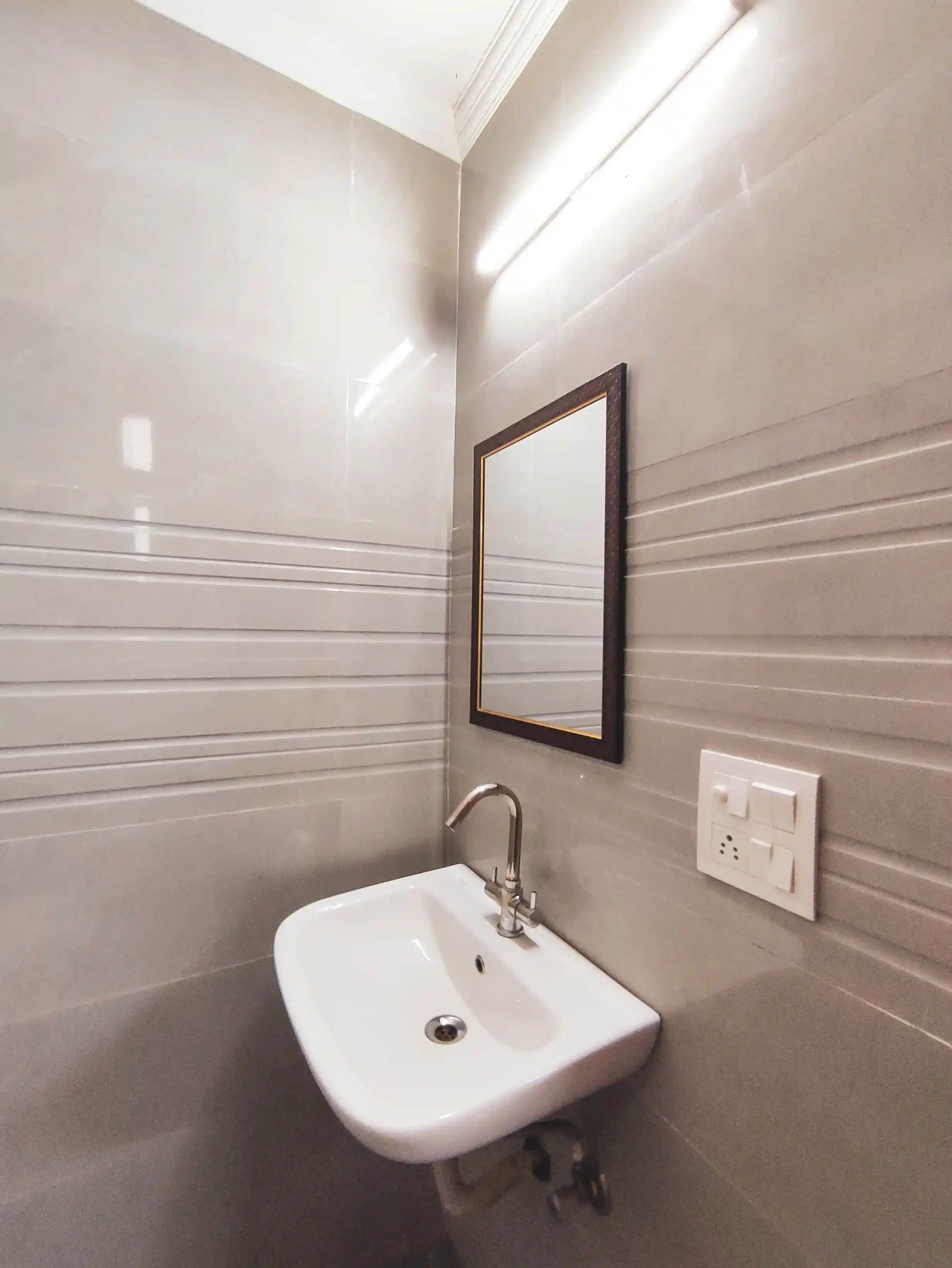 homeCLONE 705/46 - Image 11