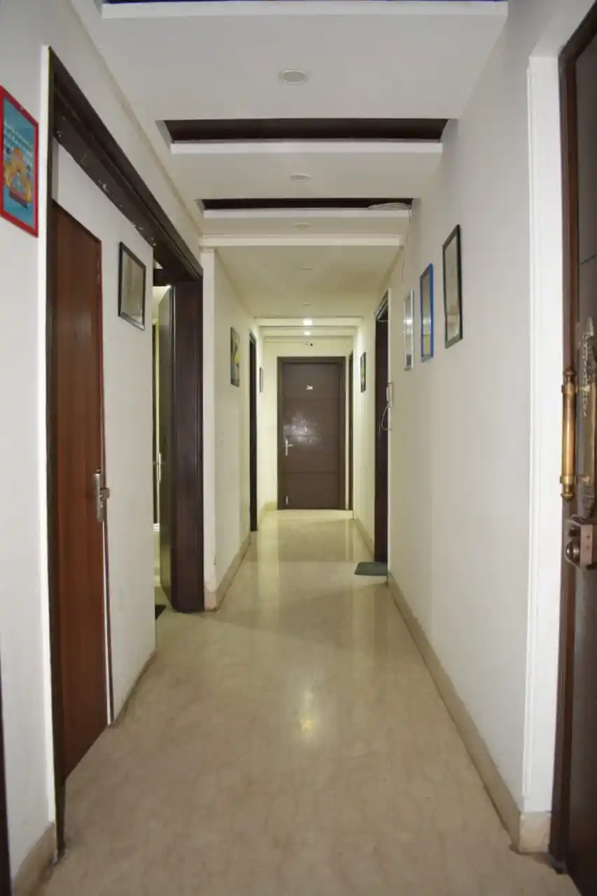 BMB- Titan House - Image 29