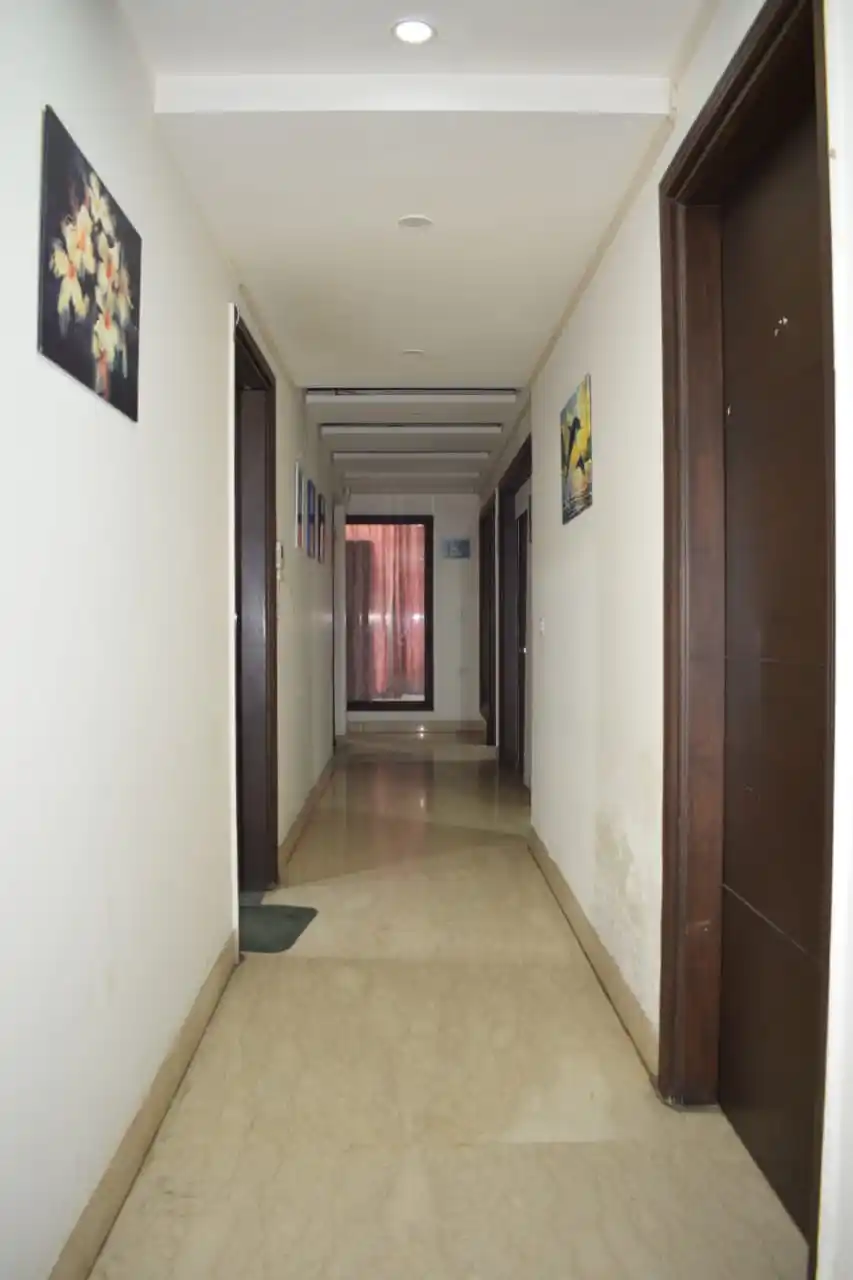 BMB- Titan House - Image 8