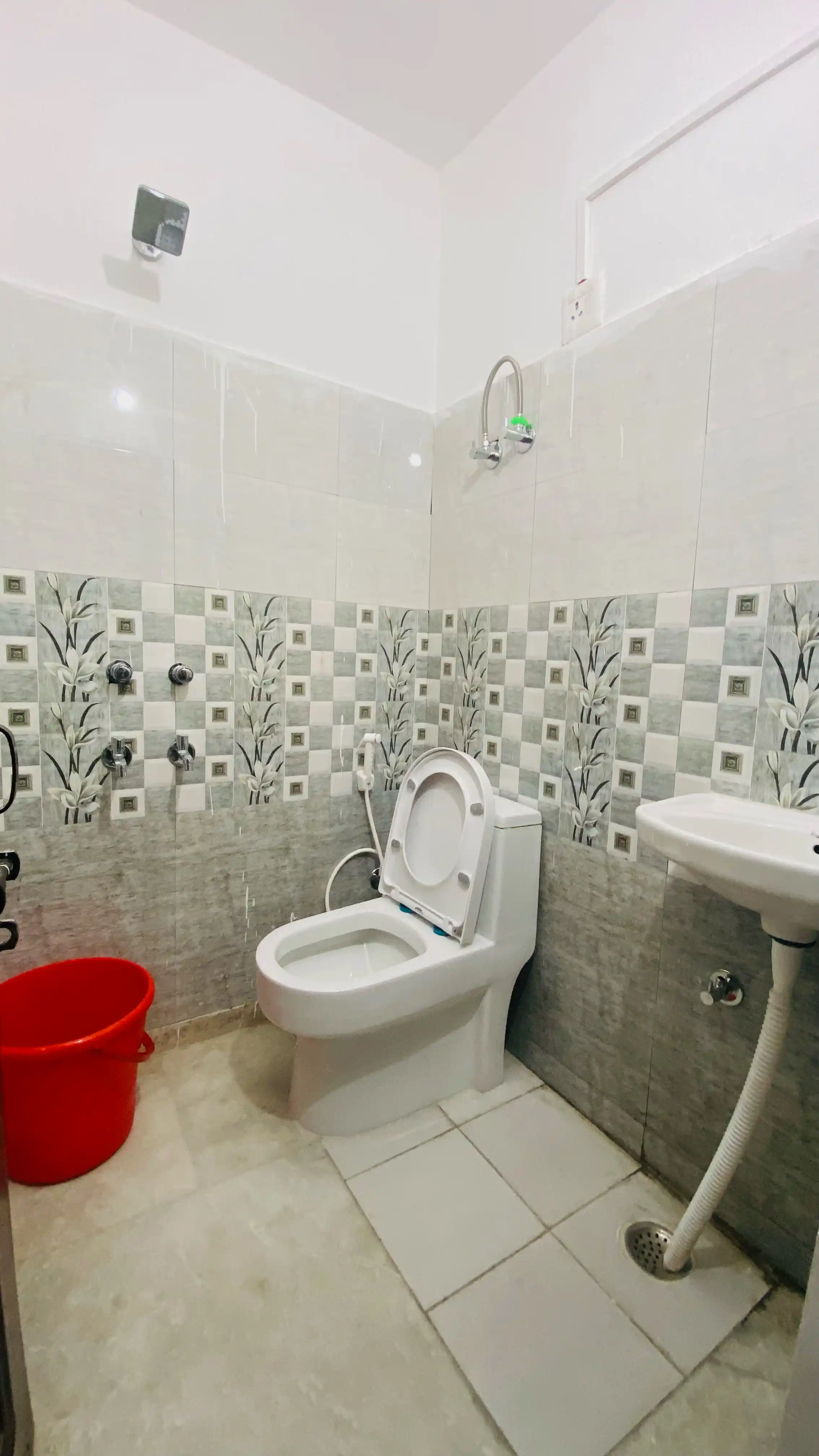 SBS Vasundhara Photo 3