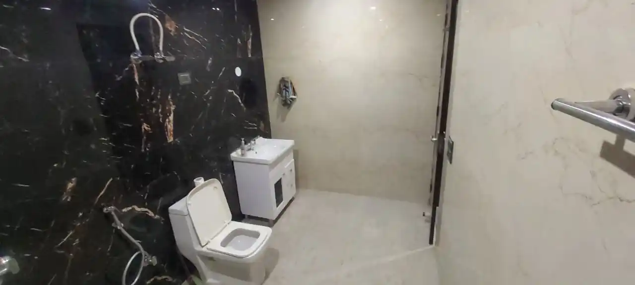 2BHK Semi Furnished Flat RentDoor SEC-46-3031 Photo 1 2BHK Semi Furnished Flat RentDoor SEC-46-3031 Photo 1