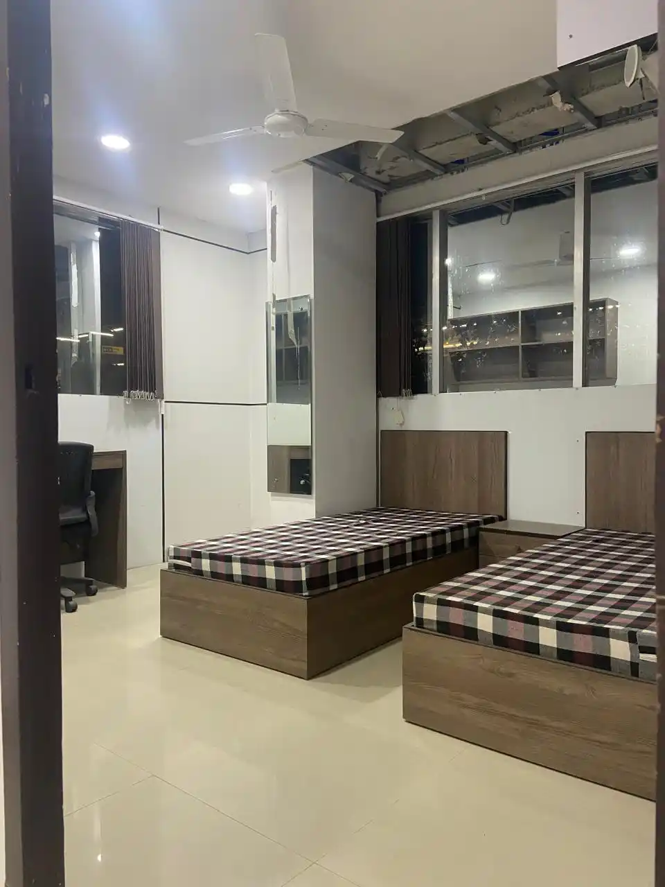VIDHI PG PATEL NAGAR - Image 11
