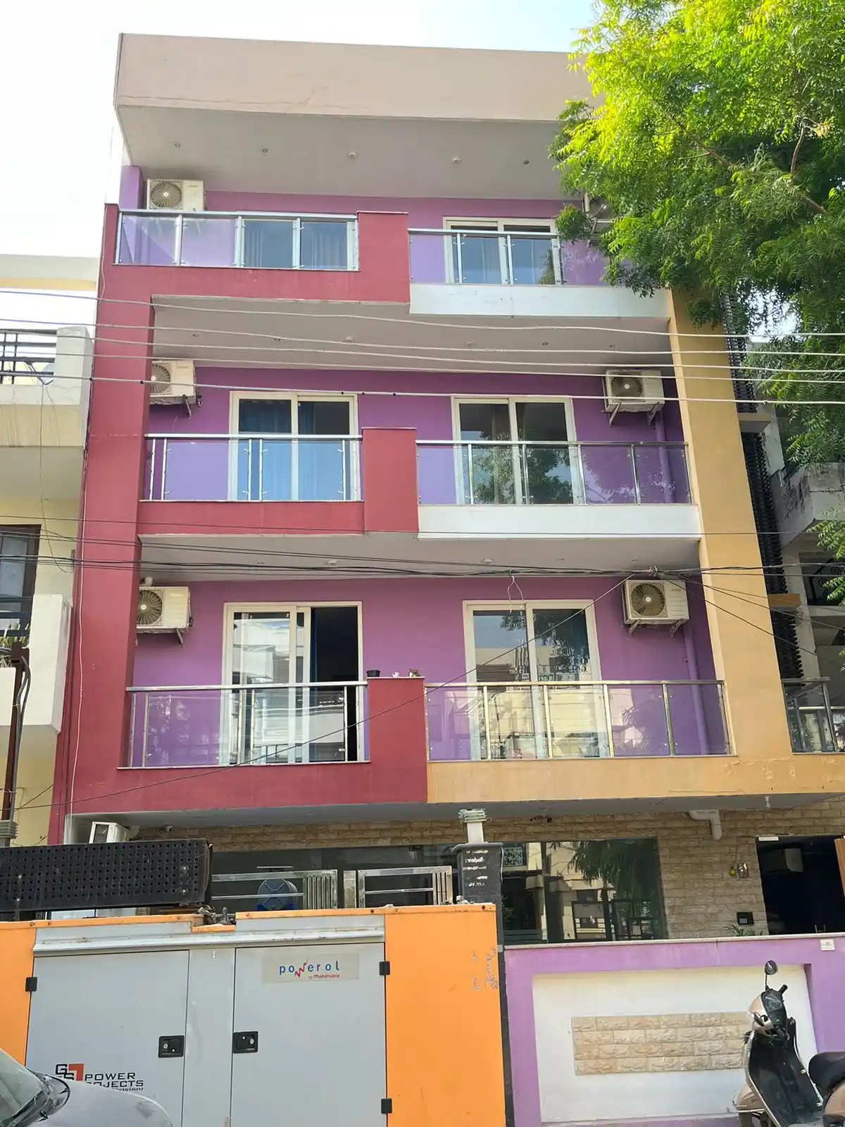 H.no-736 Sector -39 Photo 3