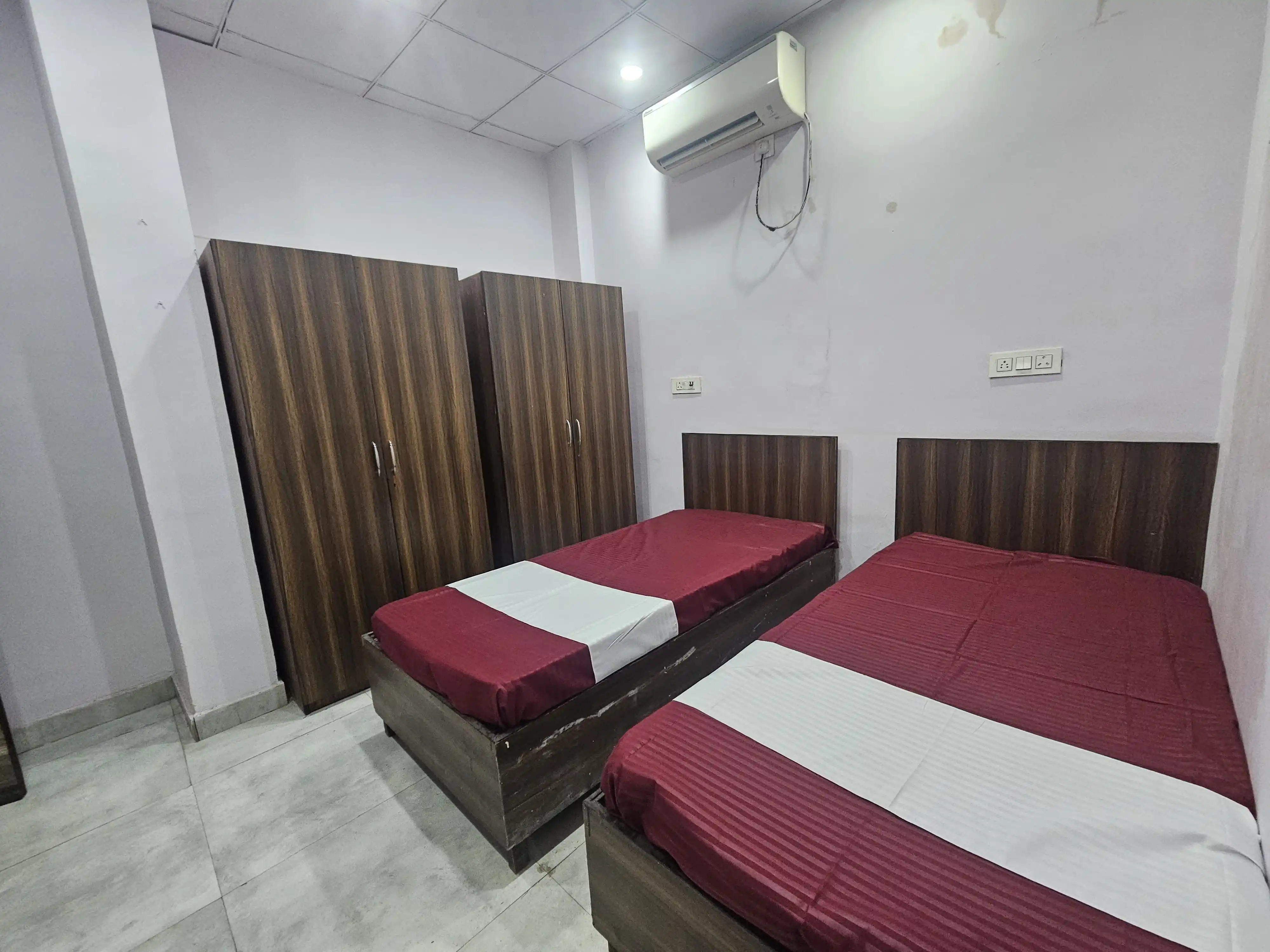 D147 KAMALA NAGAR  Photo 3