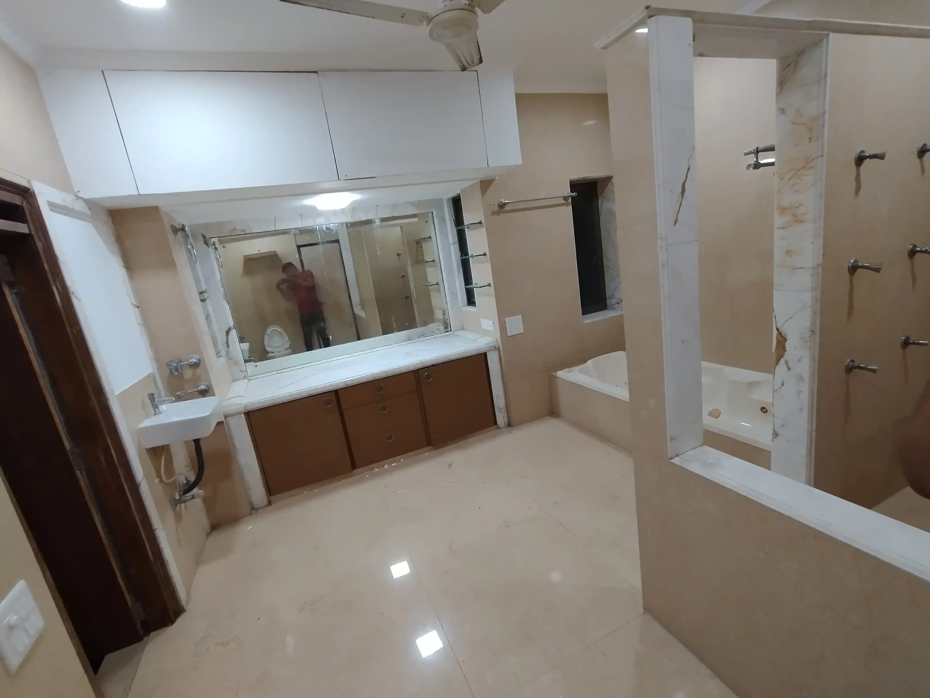 VASHI GOLDEN VILLA - Image 7