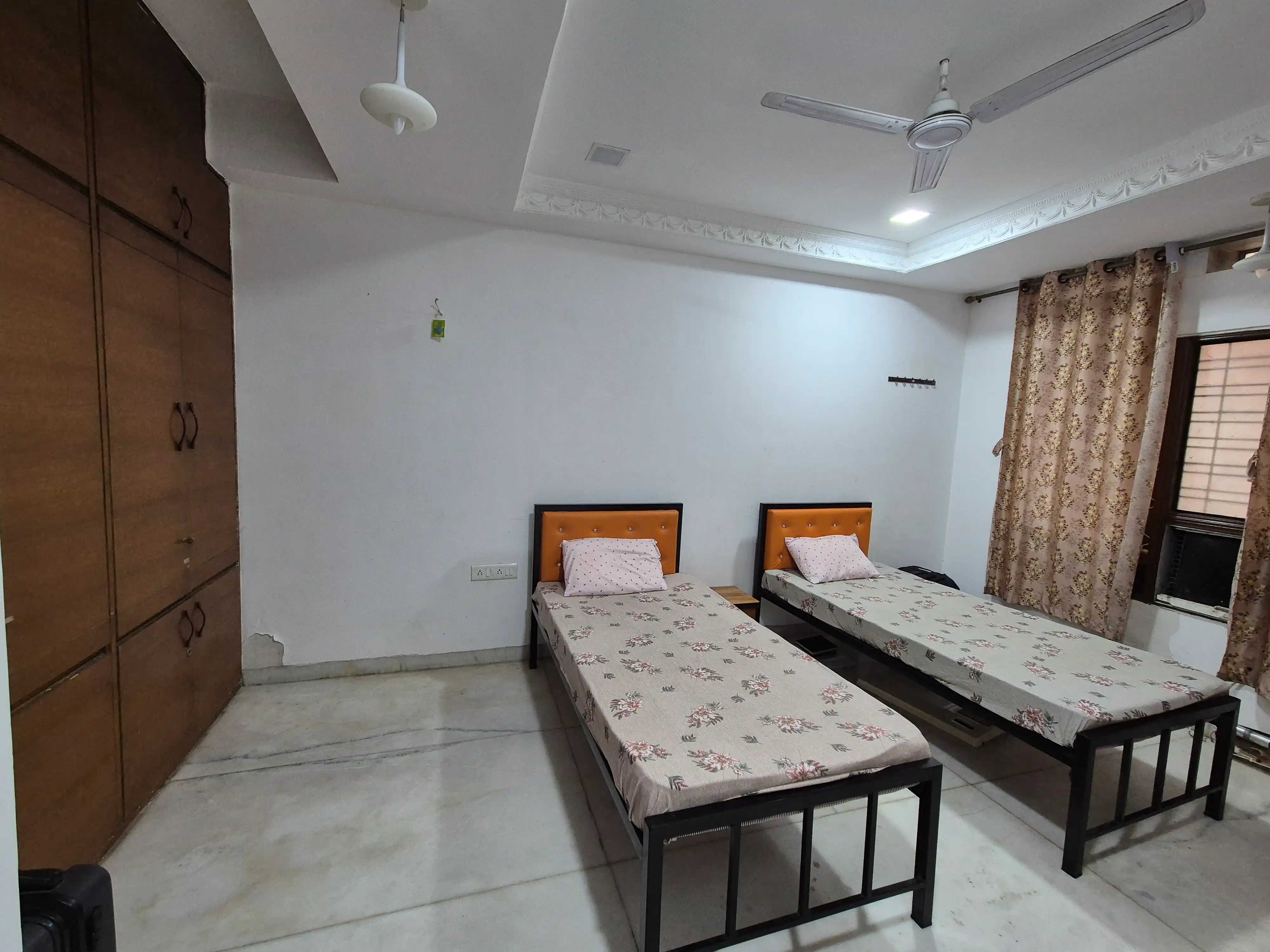 VASHI GOLDEN VILLA - Image 22