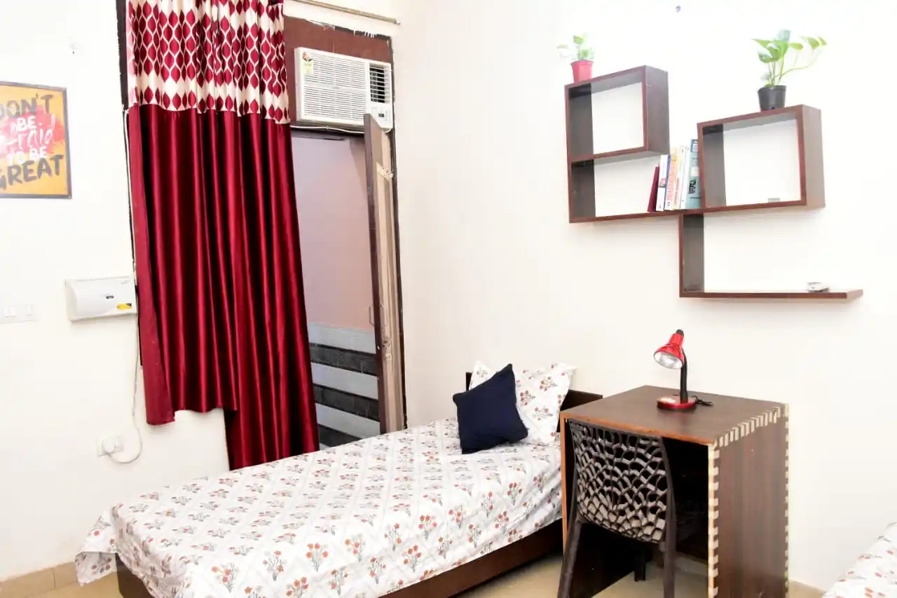 Xacthomes 1 Photo 5 Xacthomes 1 Photo 5