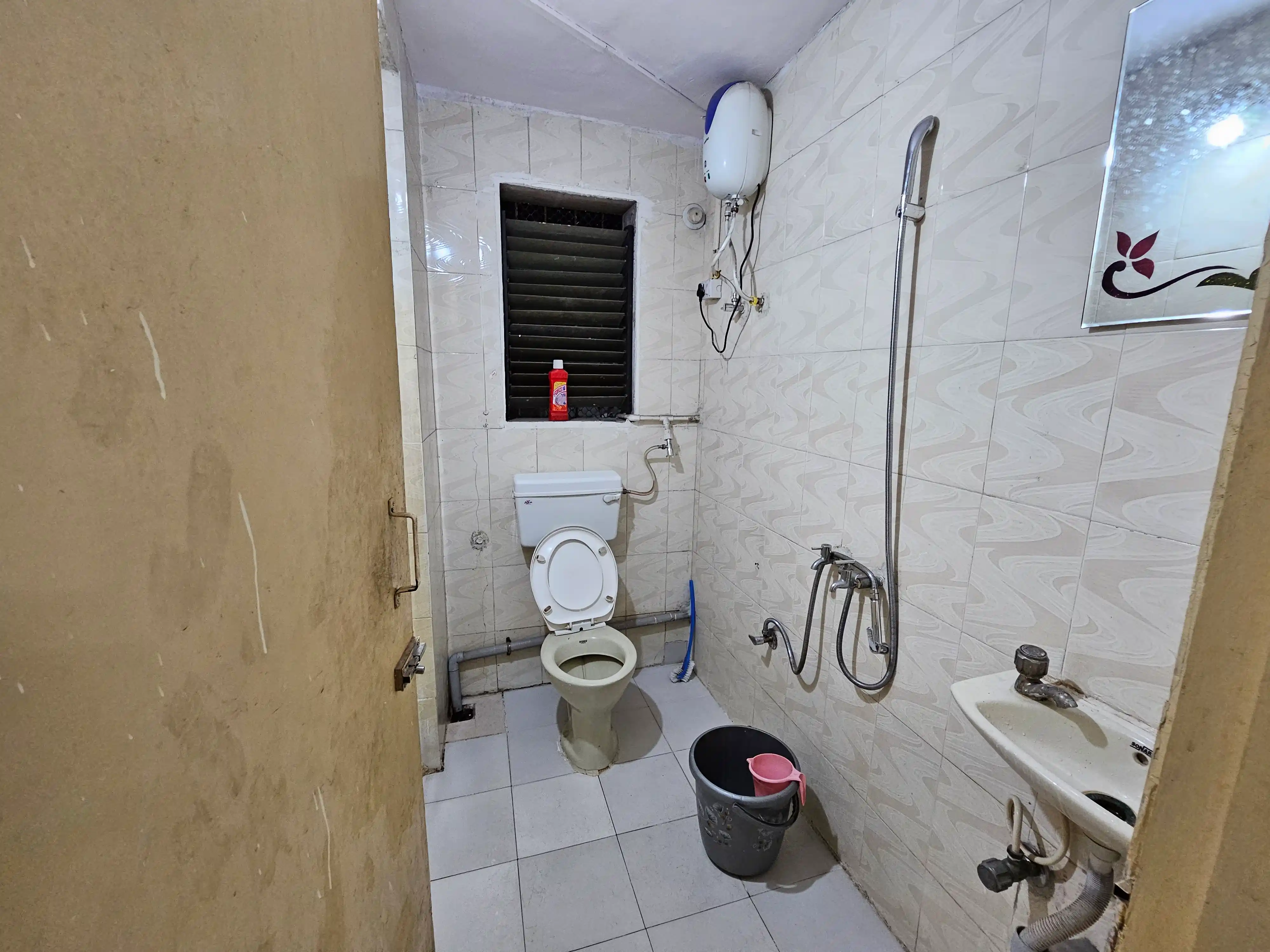 SEAWOODS SHIVAM COMPLEX - Image 12