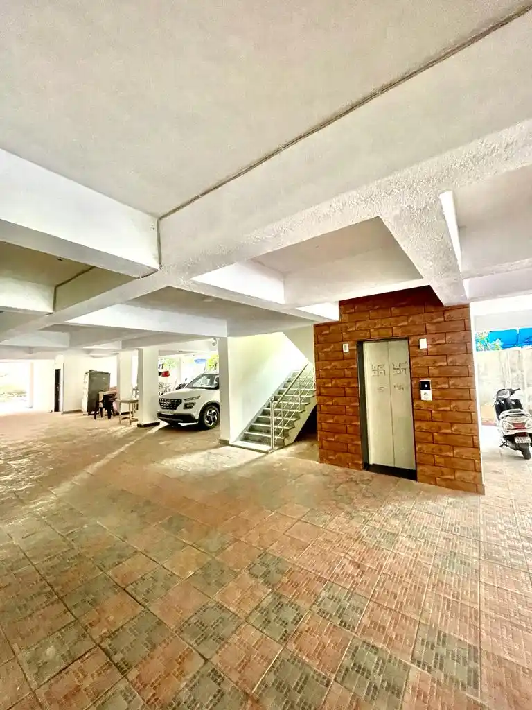 A01 [101-Govind Palace] - Image 9