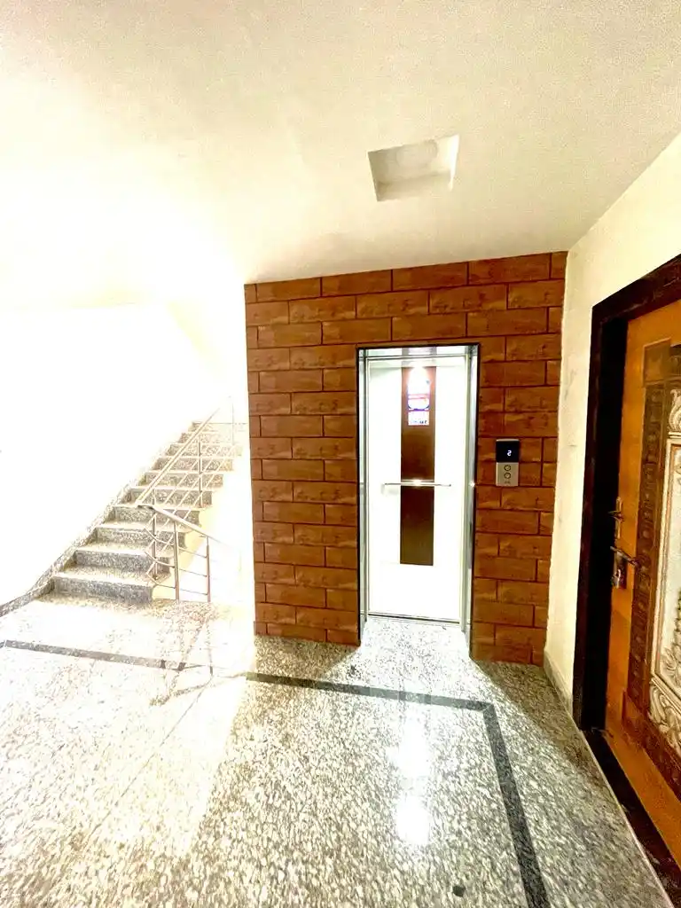 A01 [101-Govind Palace] - Image 7
