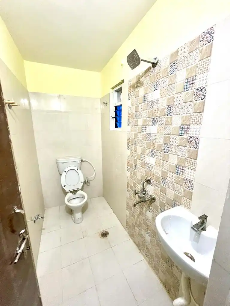 A01 [101-Govind Palace] - Image 11
