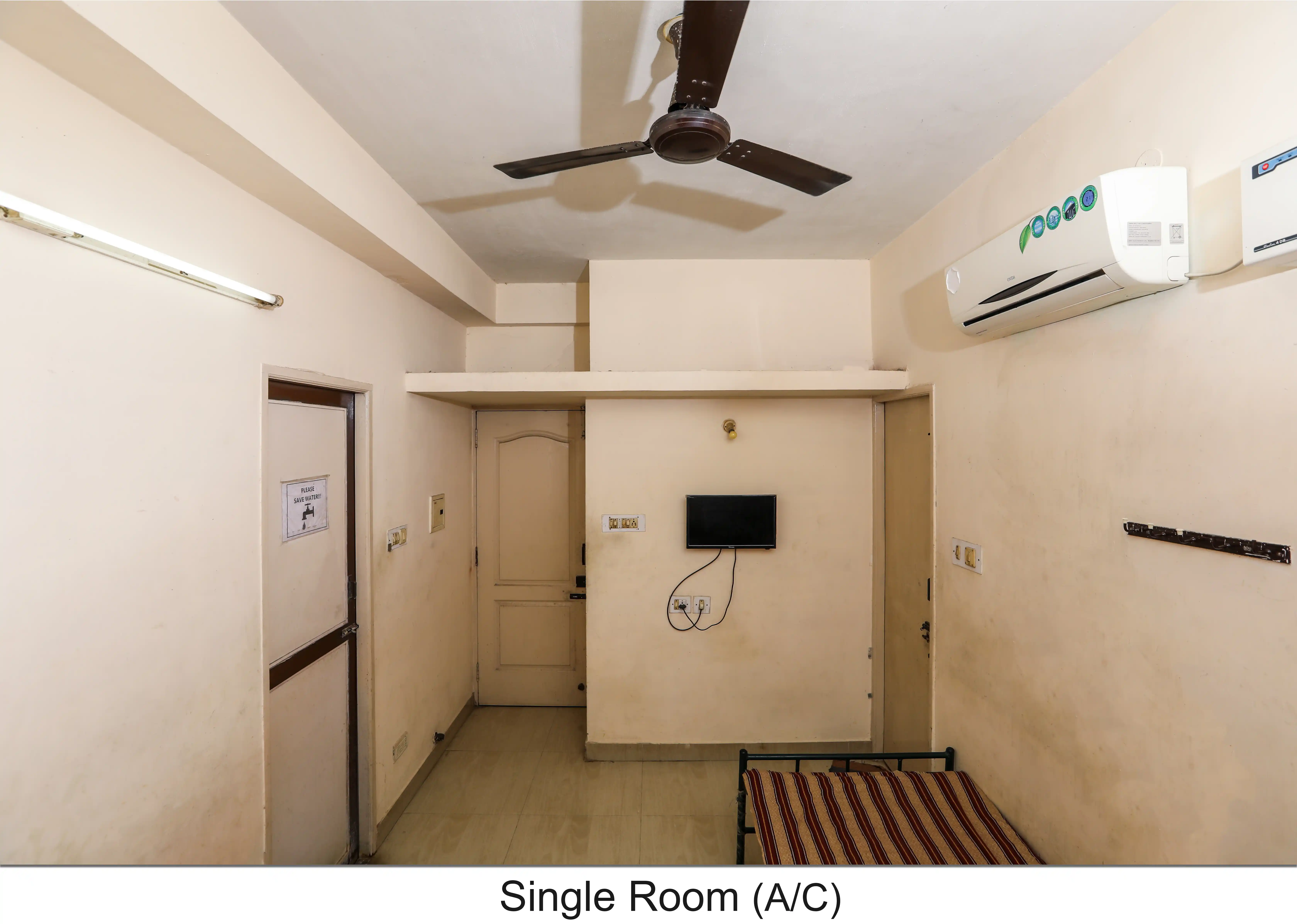 SRR GENTS MANSION Photo 2