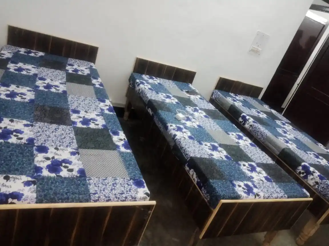 A33 Photo 3 A33 Photo 3