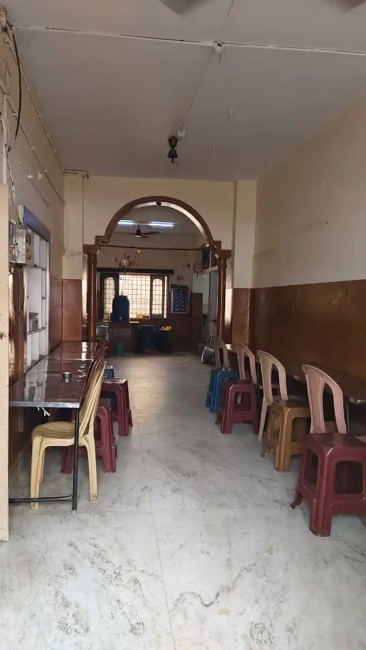 BVR BOYS HOSTEL 4.0 Photo 6