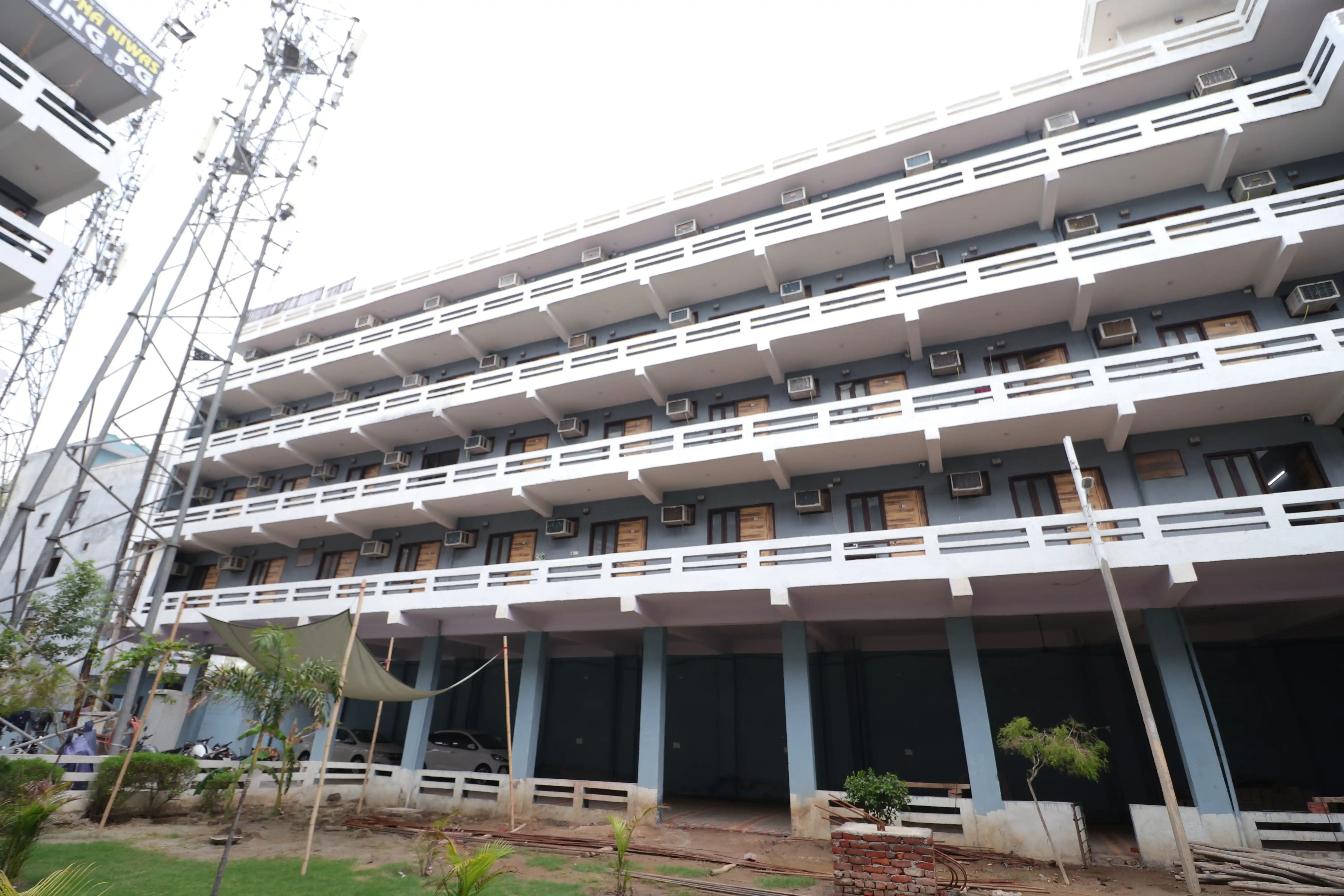 Slate Pearl Photo 1 Slate Pearl Photo 1