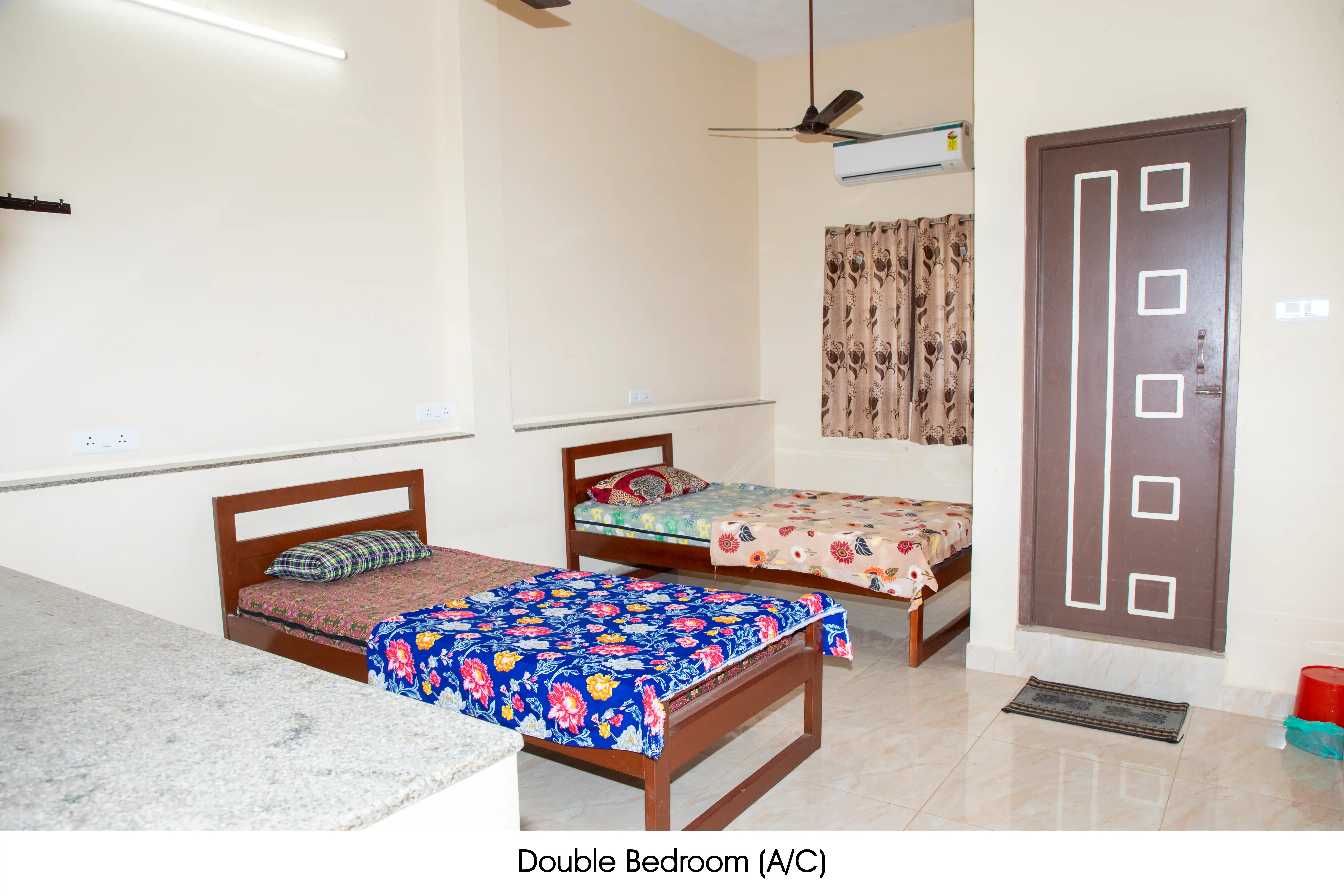 SK Residency Premium Gents Mansion Photo 2