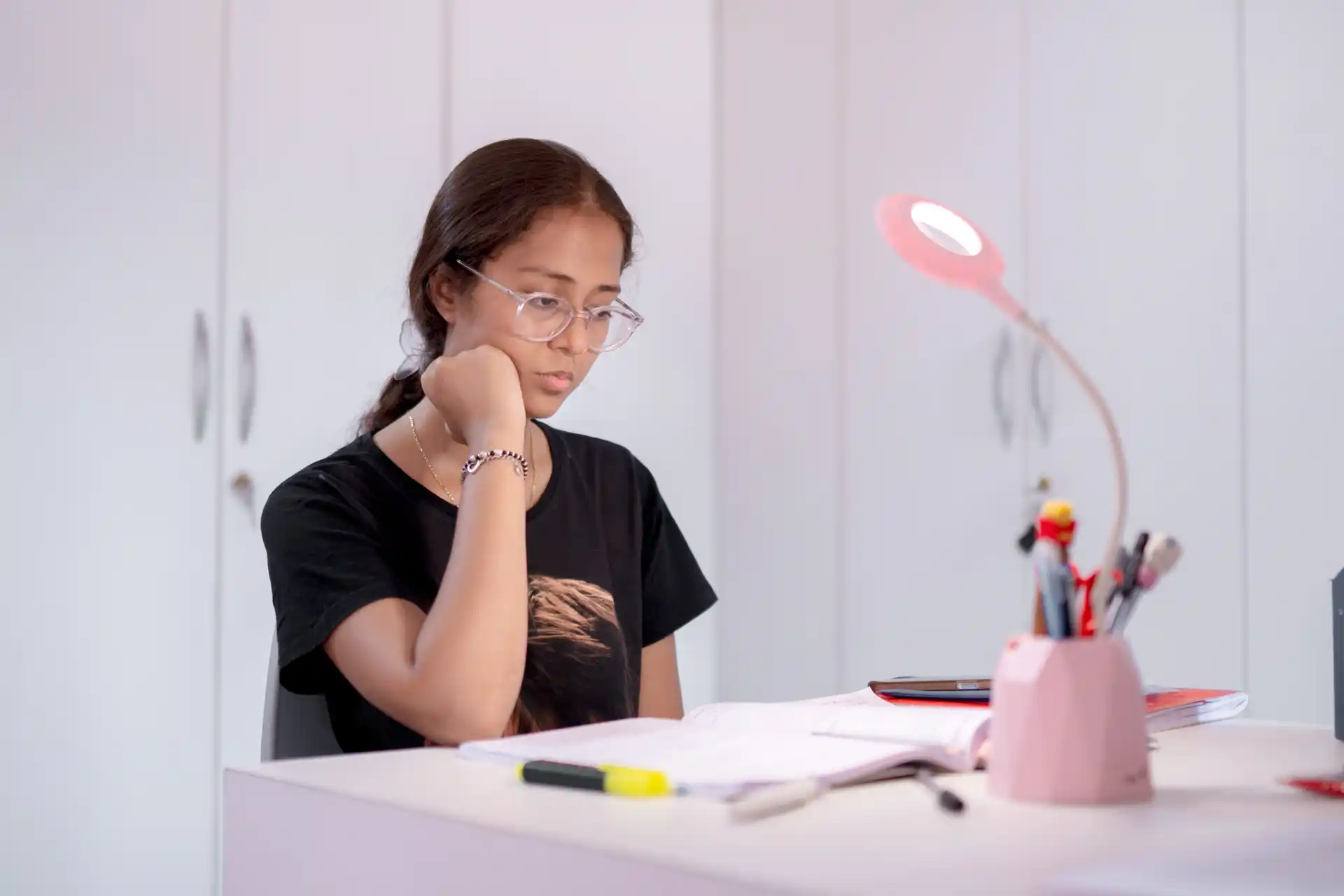 Millennial Amber - Image 14