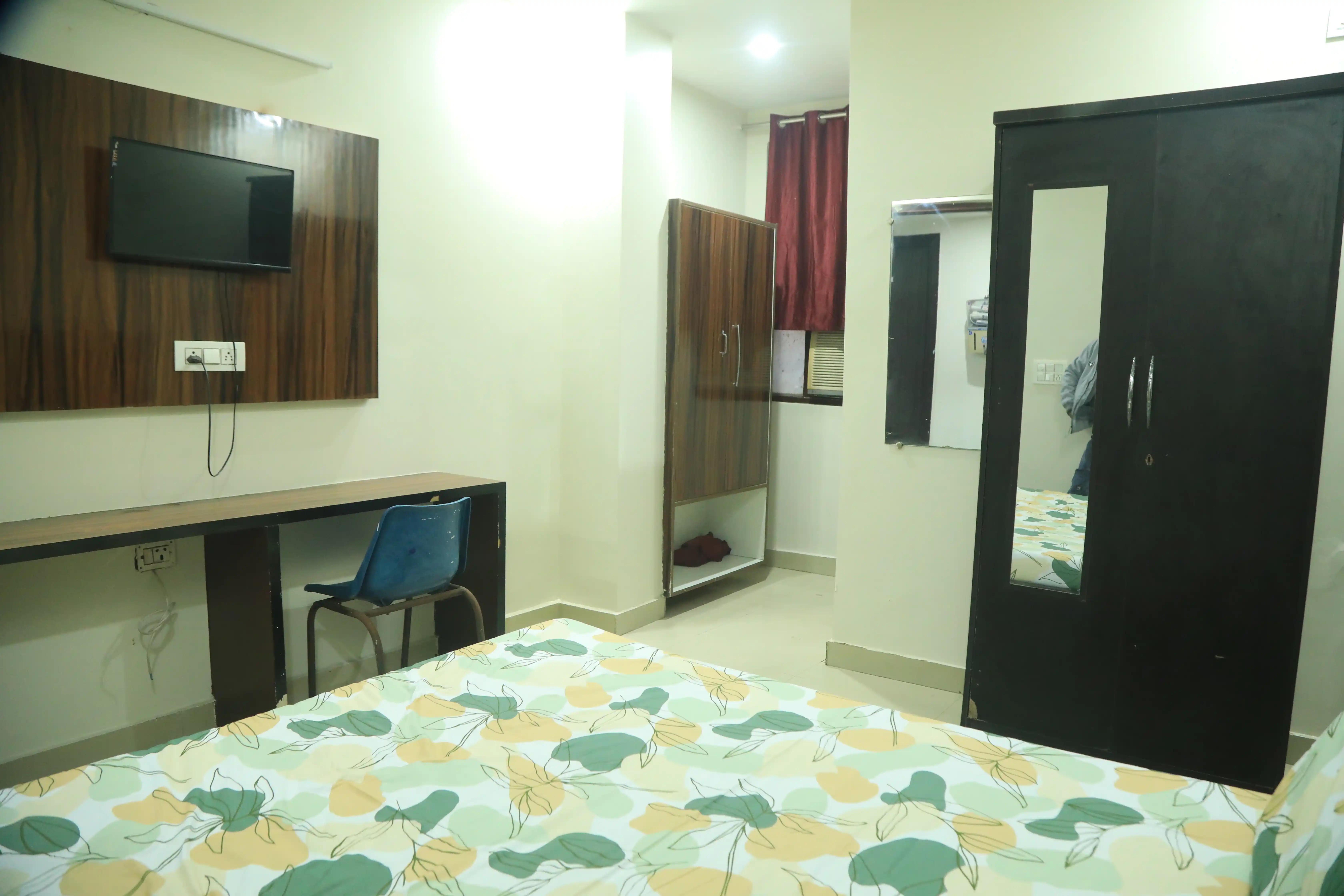 NB4 Shakti Hostal Photo 1
