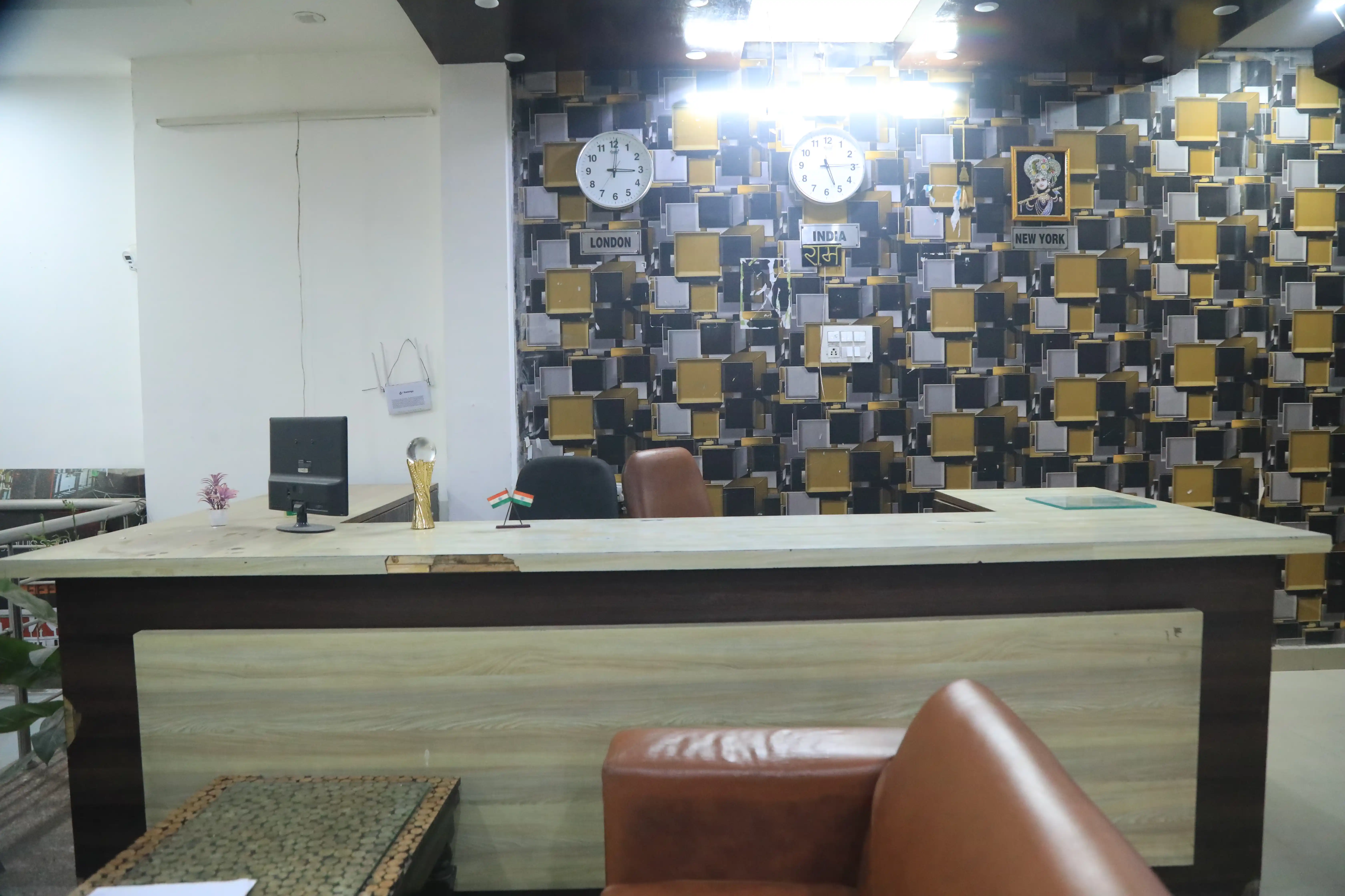 NB4 Shakti Hostal Photo 3