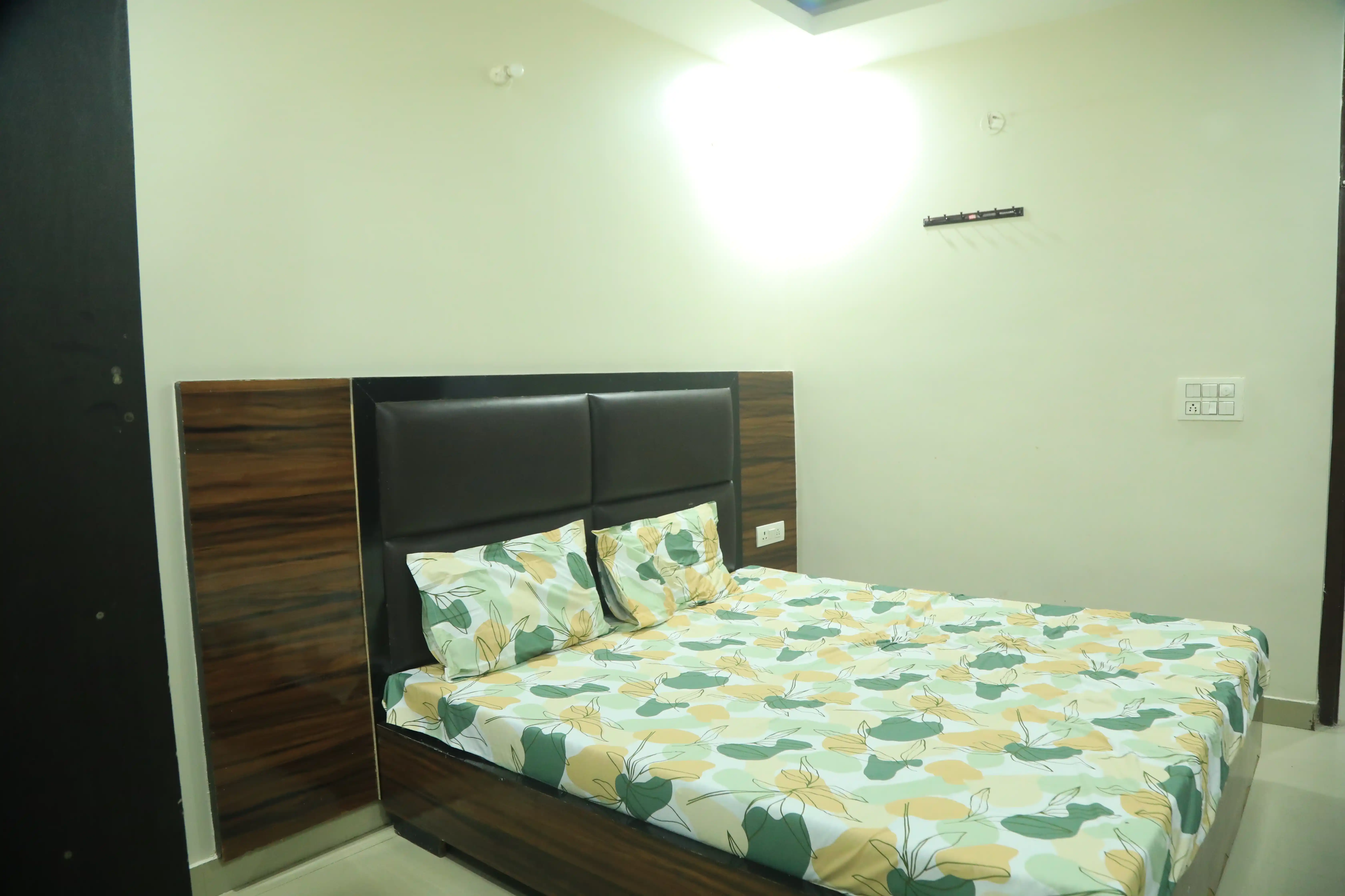 NB4 Shakti Hostal - Image 12